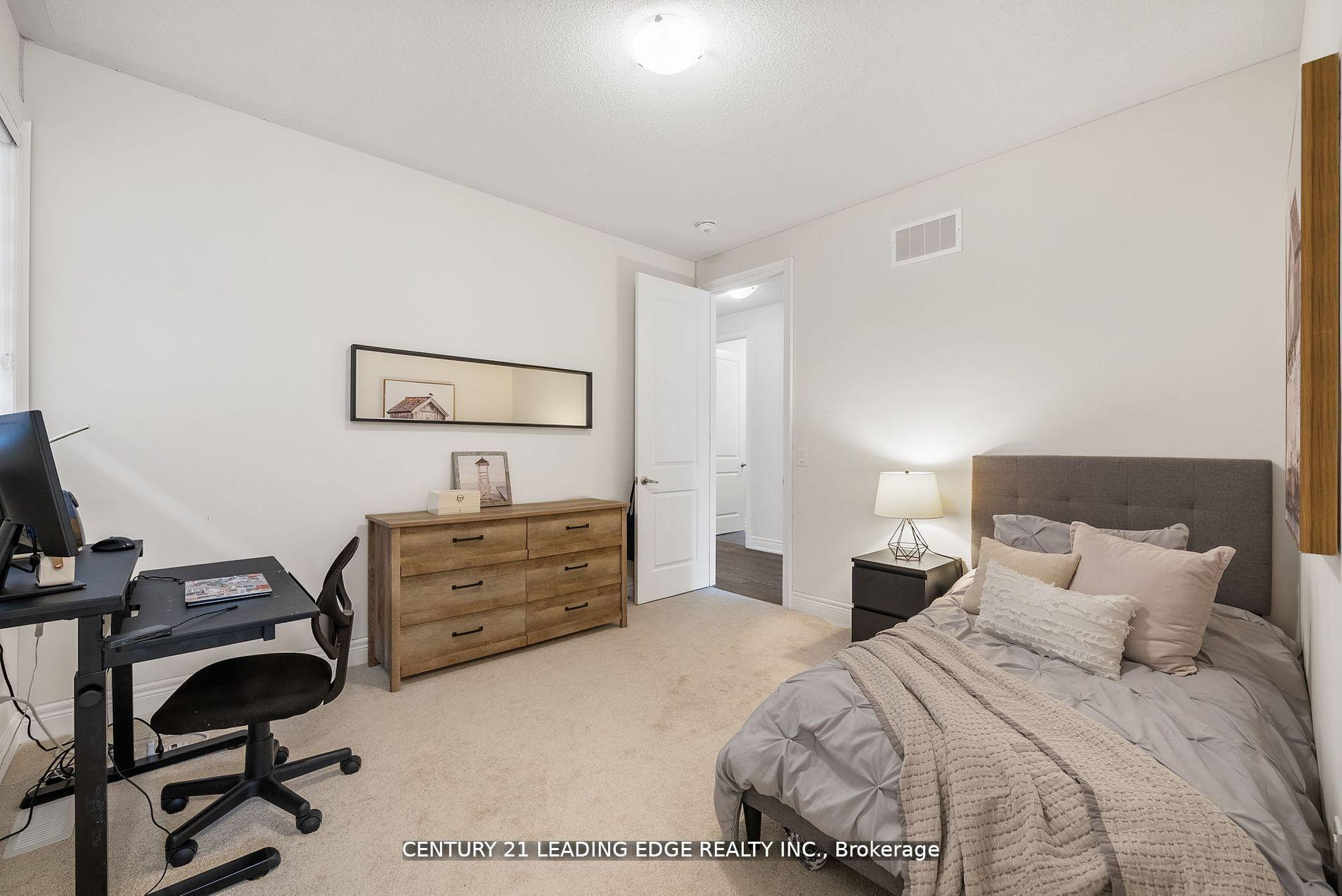 Photo 65 of 89 Deer Ridge Crescent, Whitby, Rural Whitby — HOMEH