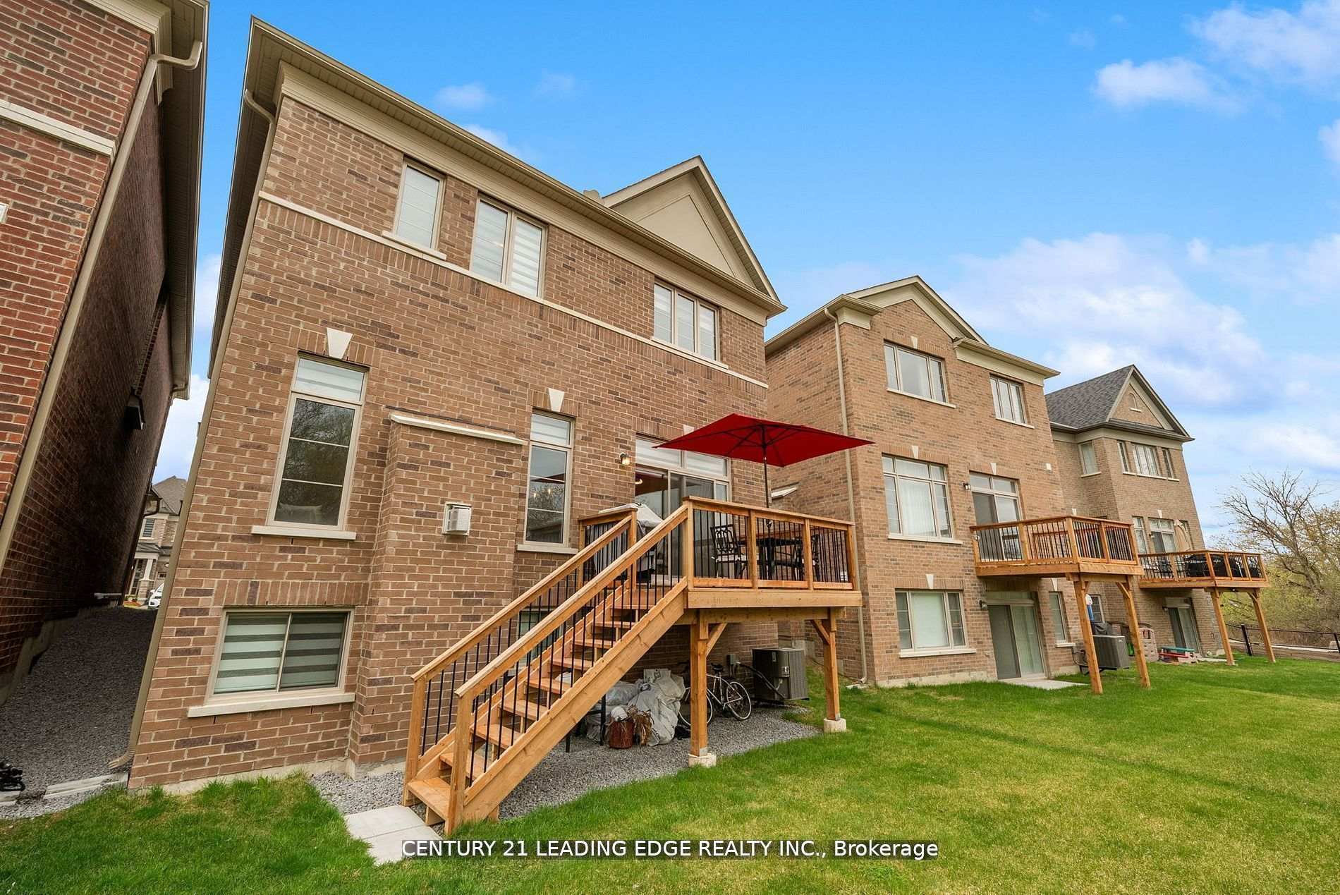 Photo 60 of 89 Deer Ridge Crescent, Whitby, Rural Whitby — HOMEH