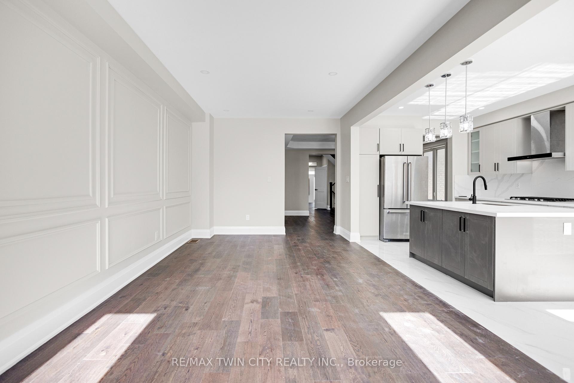 Photo 11 of 174 Mactier Drive, Vaughan, Kleinburg — HOMEH