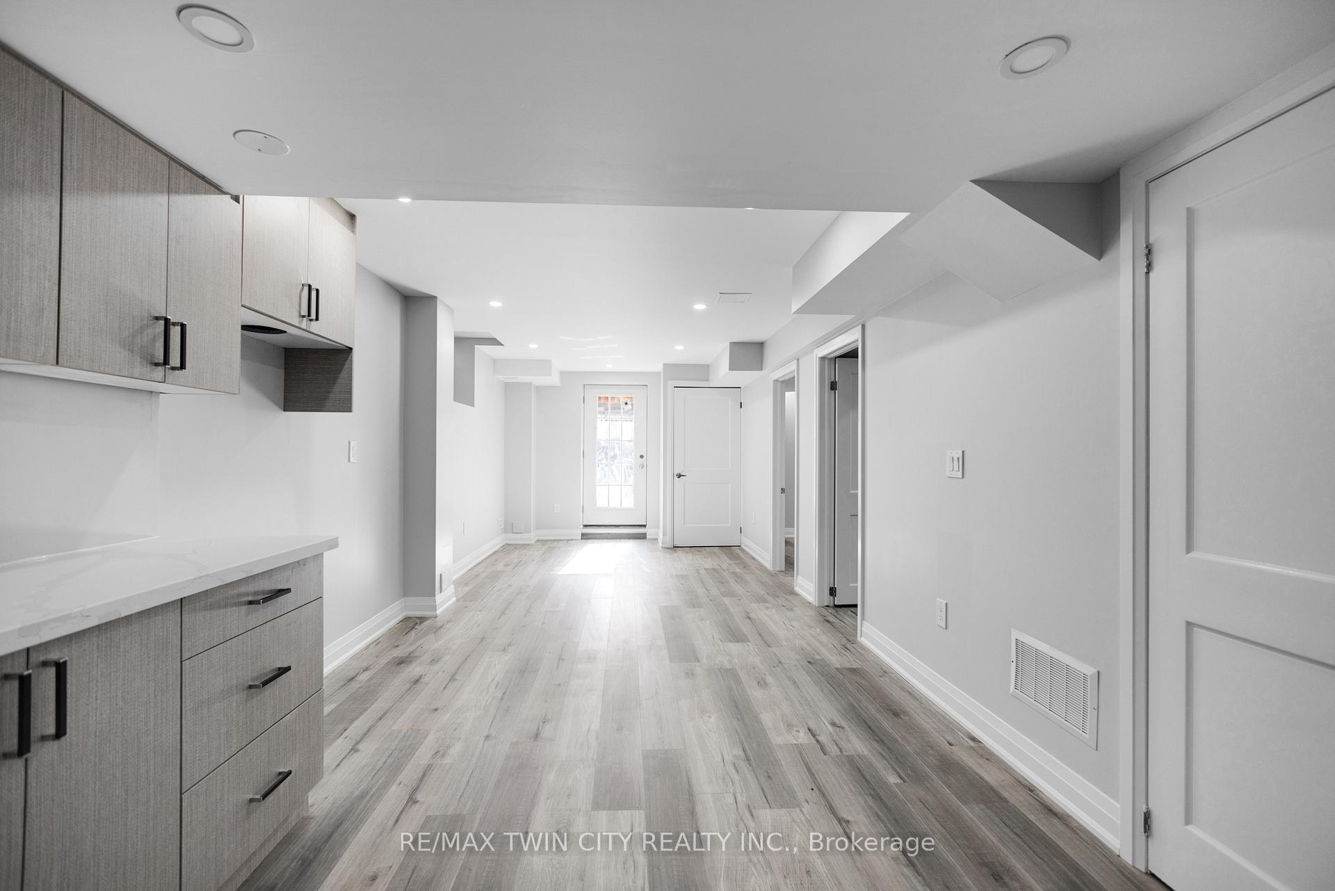 Photo 33 of 174 Mactier Drive, Vaughan, Kleinburg — HOMEH