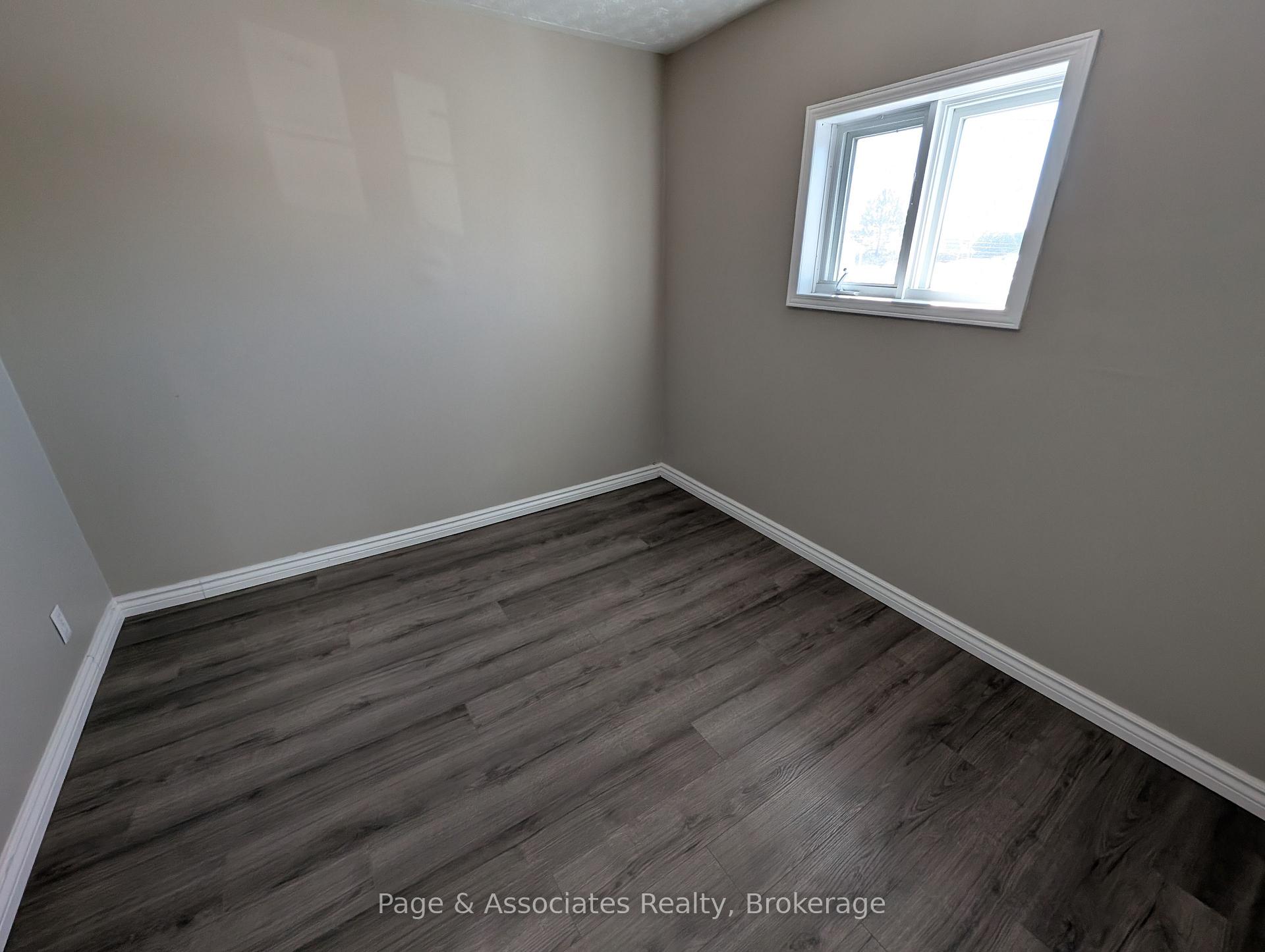 Photo 9 of 174 Carrie Street, West Nipissing, Sturgeon Falls — HOMEH