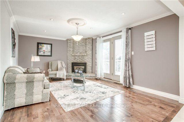 Photo 5 of 28 Hawkstone Crescent, Whitby, Blue Grass Meadows — HOMEH