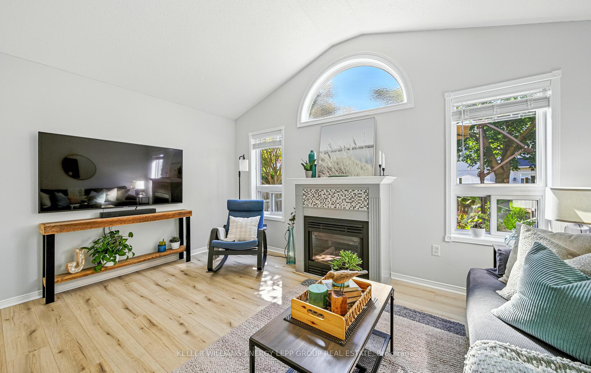 Photo 66 of 17 Beaumaris Crescent, Whitby, Brooklin — HOMEH