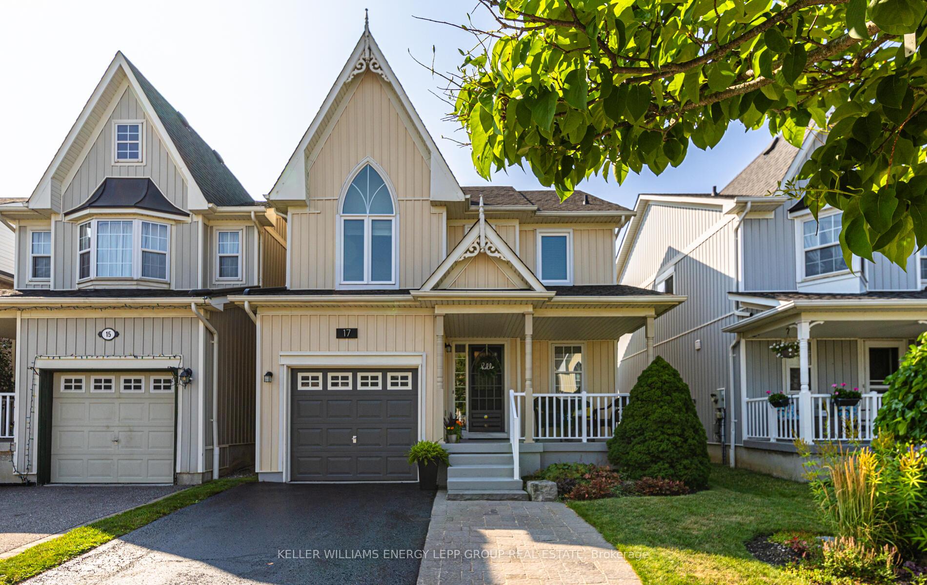 Photo 2 of 17 Beaumaris Crescent, Whitby, Brooklin — HOMEH