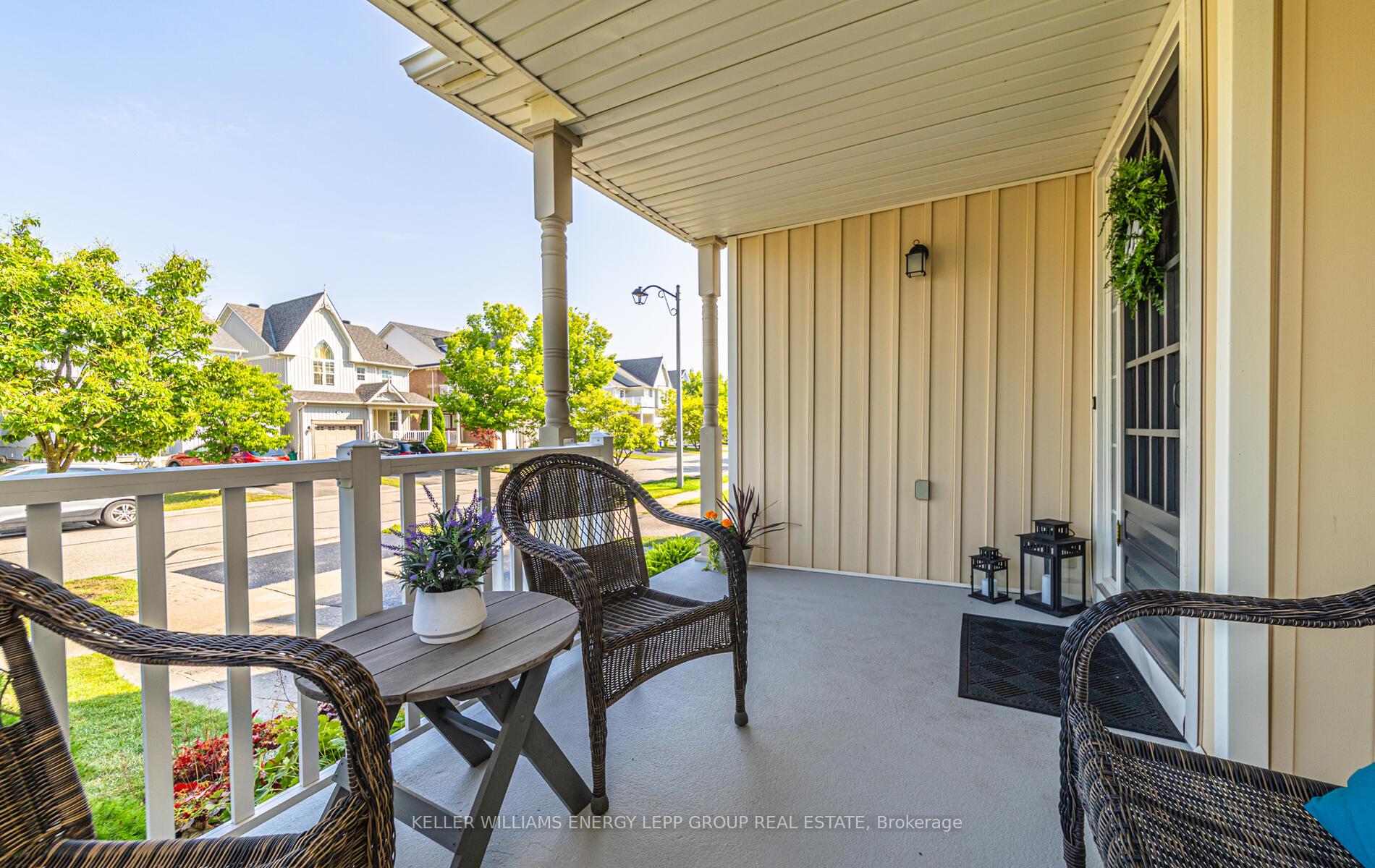 Photo 26 of 17 Beaumaris Crescent, Whitby, Brooklin — HOMEH