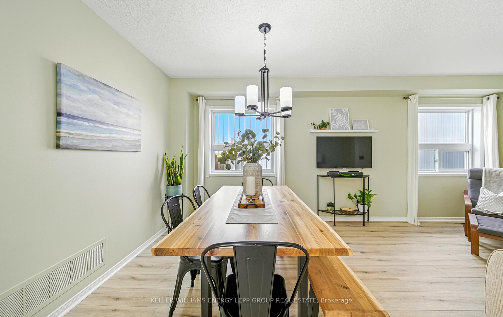 Photo 48 of 17 Beaumaris Crescent, Whitby, Brooklin — HOMEH