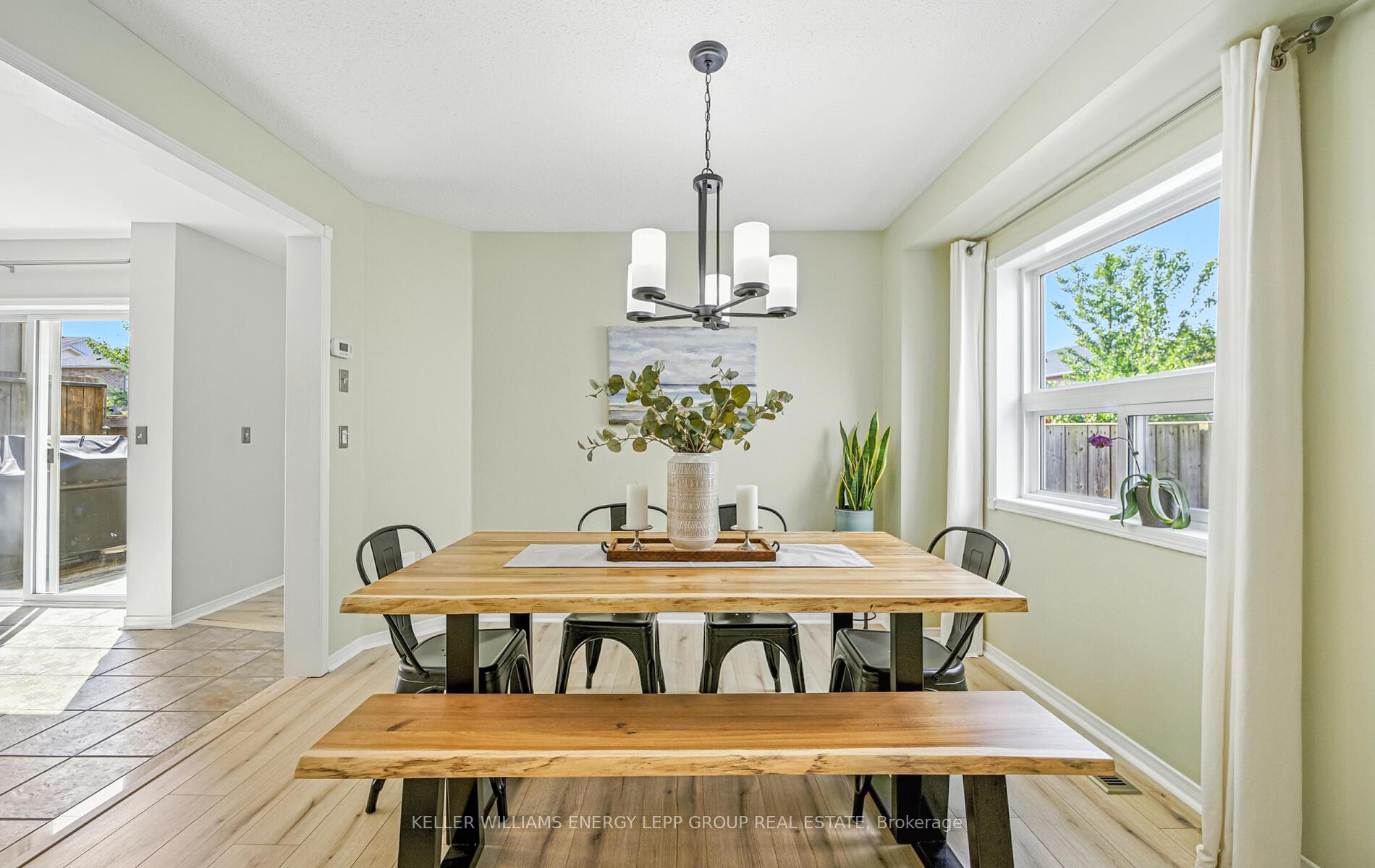Photo 49 of 17 Beaumaris Crescent, Whitby, Brooklin — HOMEH