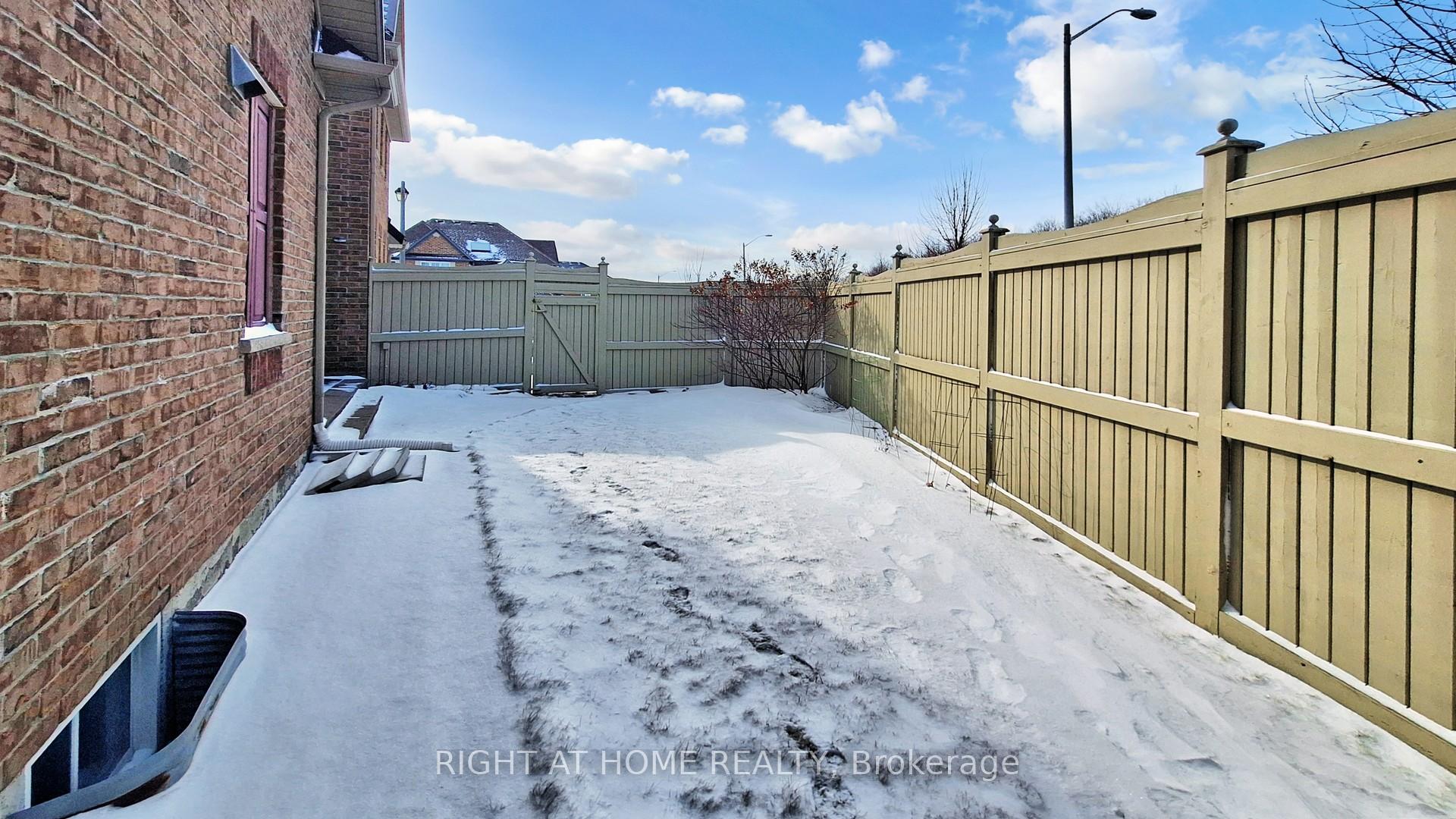 Photo 28 of 59 Gillings Street, Markham, Victoria Square — HOMEH