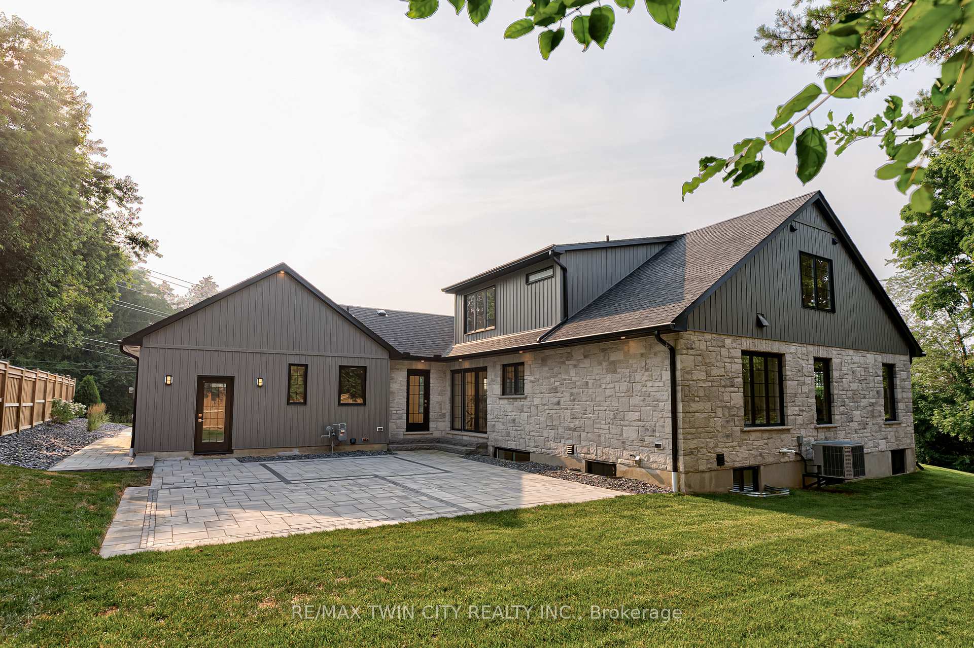 Photo 5 of 18 Northside Drive, Woolwich — HOMEH