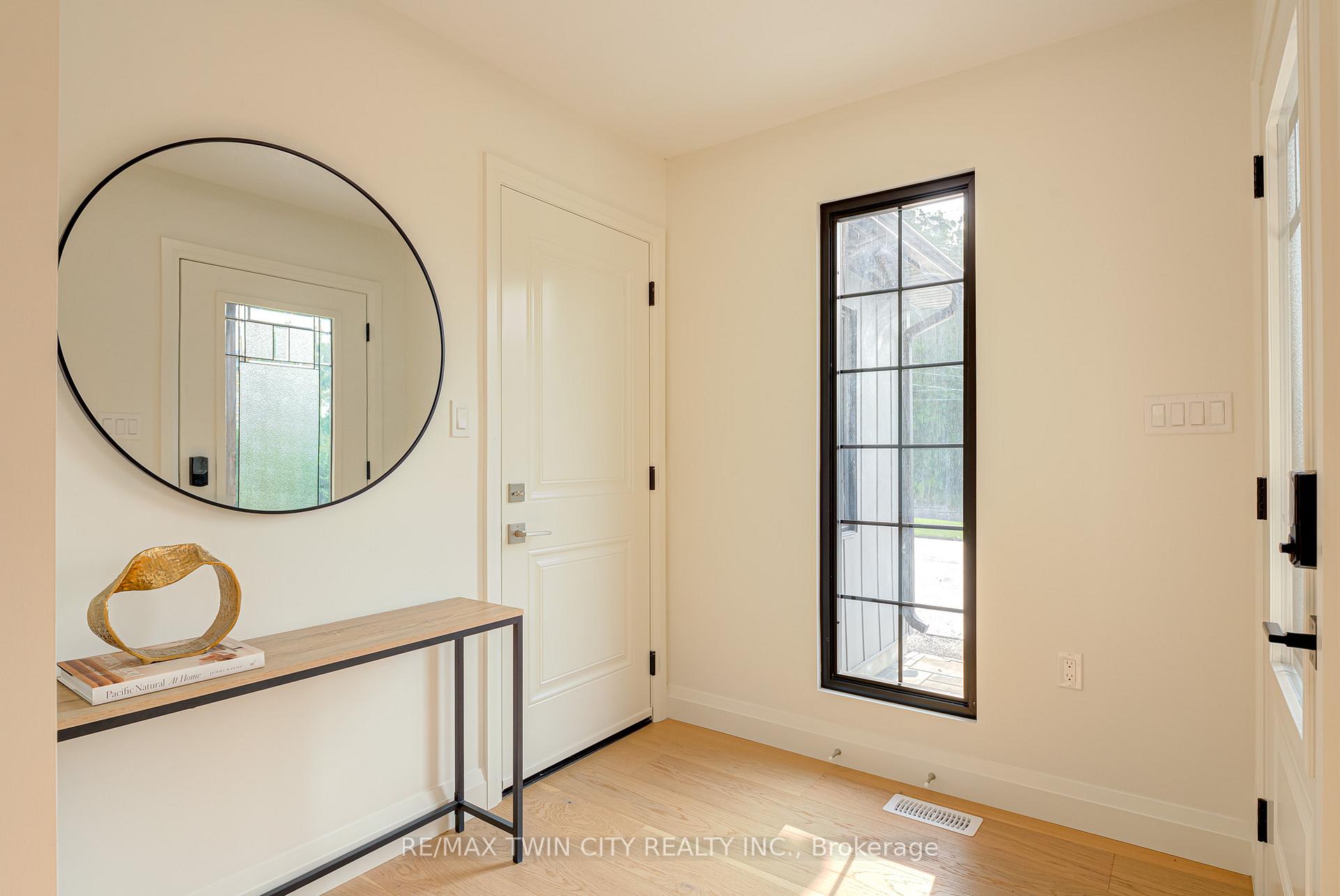 Photo 7 of 18 Northside Drive, Woolwich — HOMEH