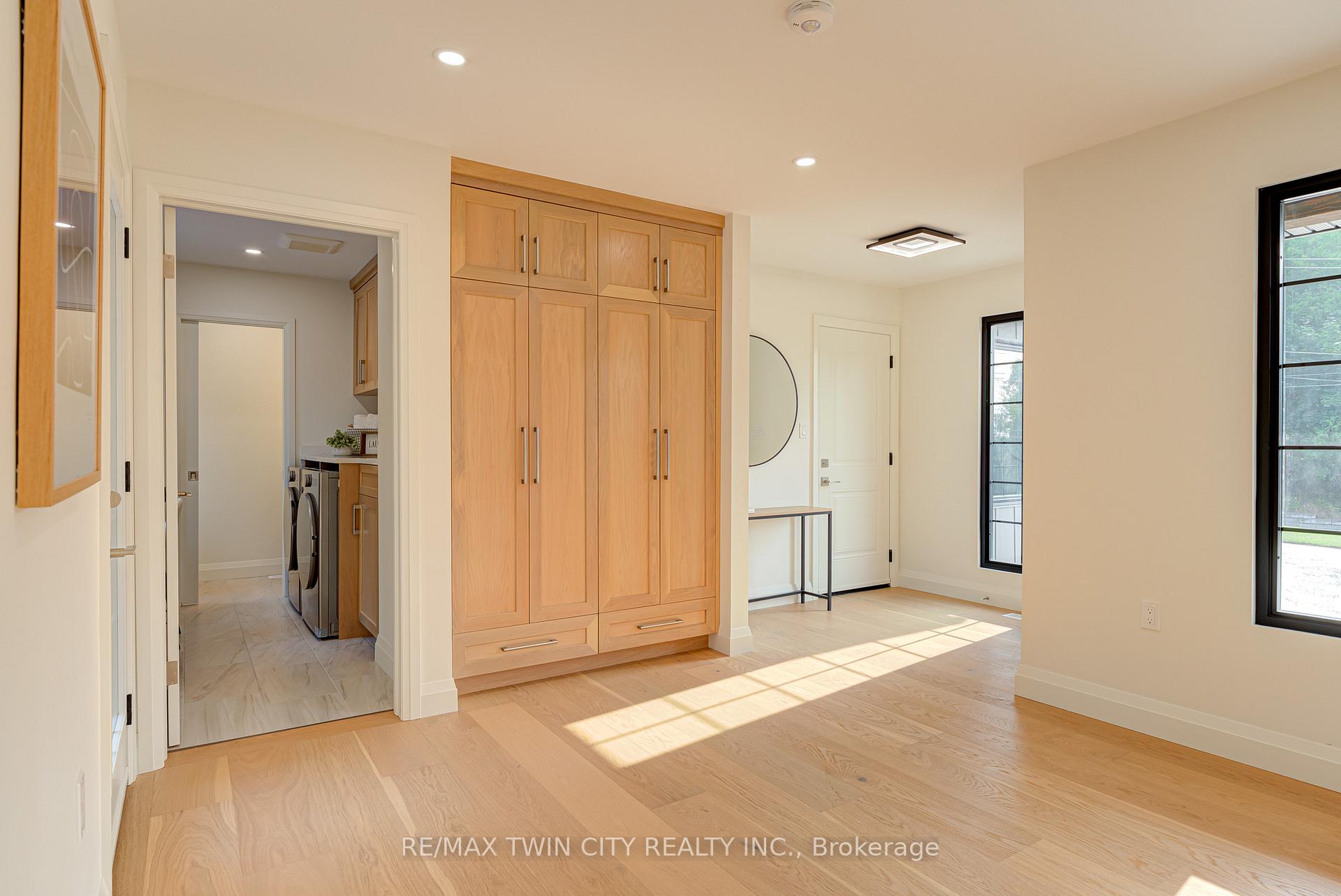 Photo 9 of 18 Northside Drive, Woolwich — HOMEH