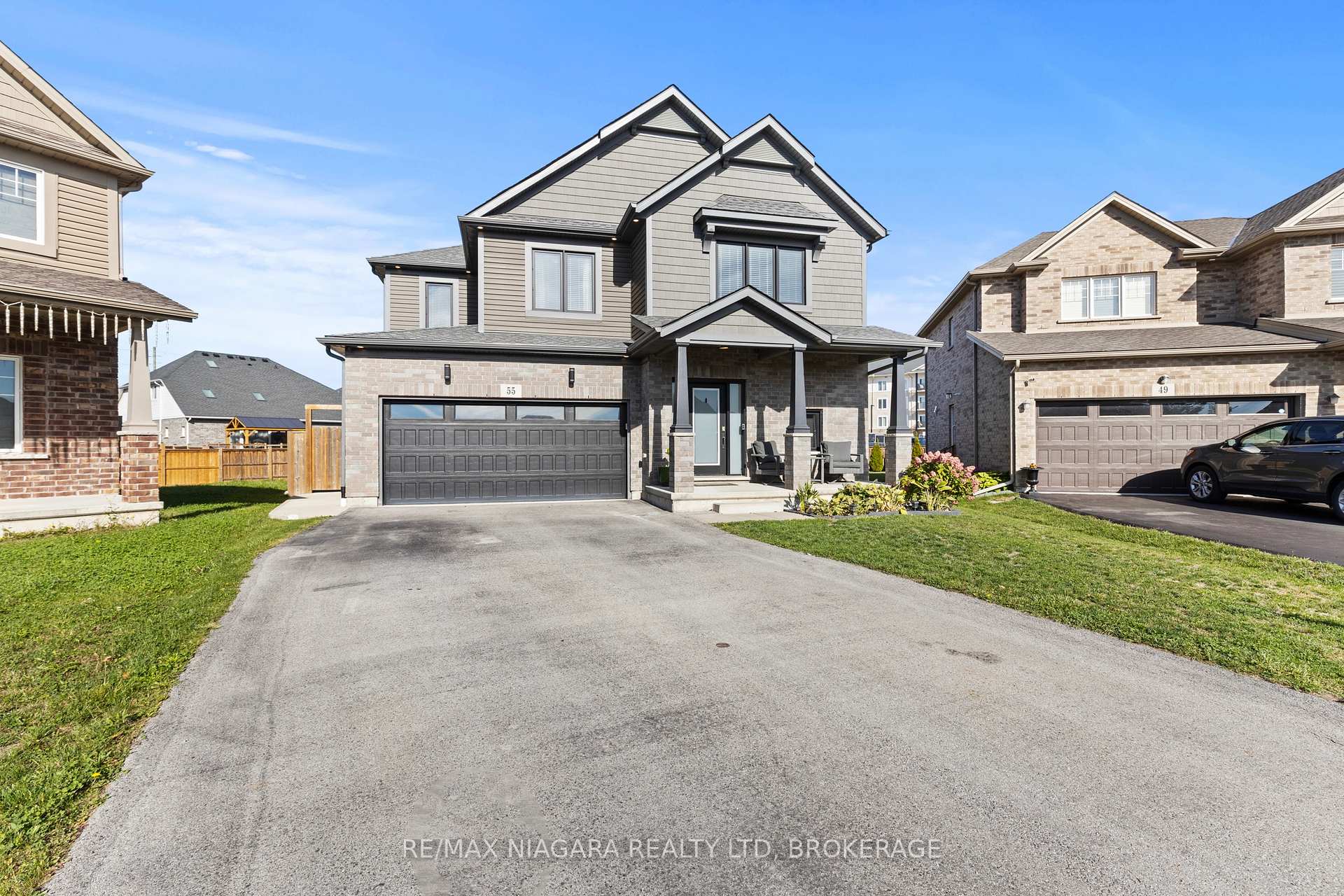 Photo 2 of 55 Spruce Crescent, Welland, Coyle Creek — HOMEH