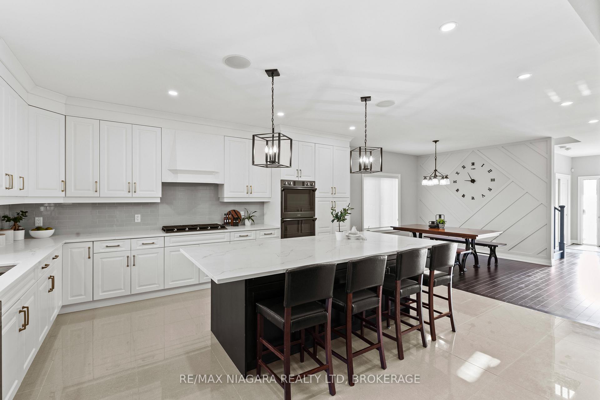 Photo 11 of 55 Spruce Crescent, Welland, Coyle Creek — HOMEH