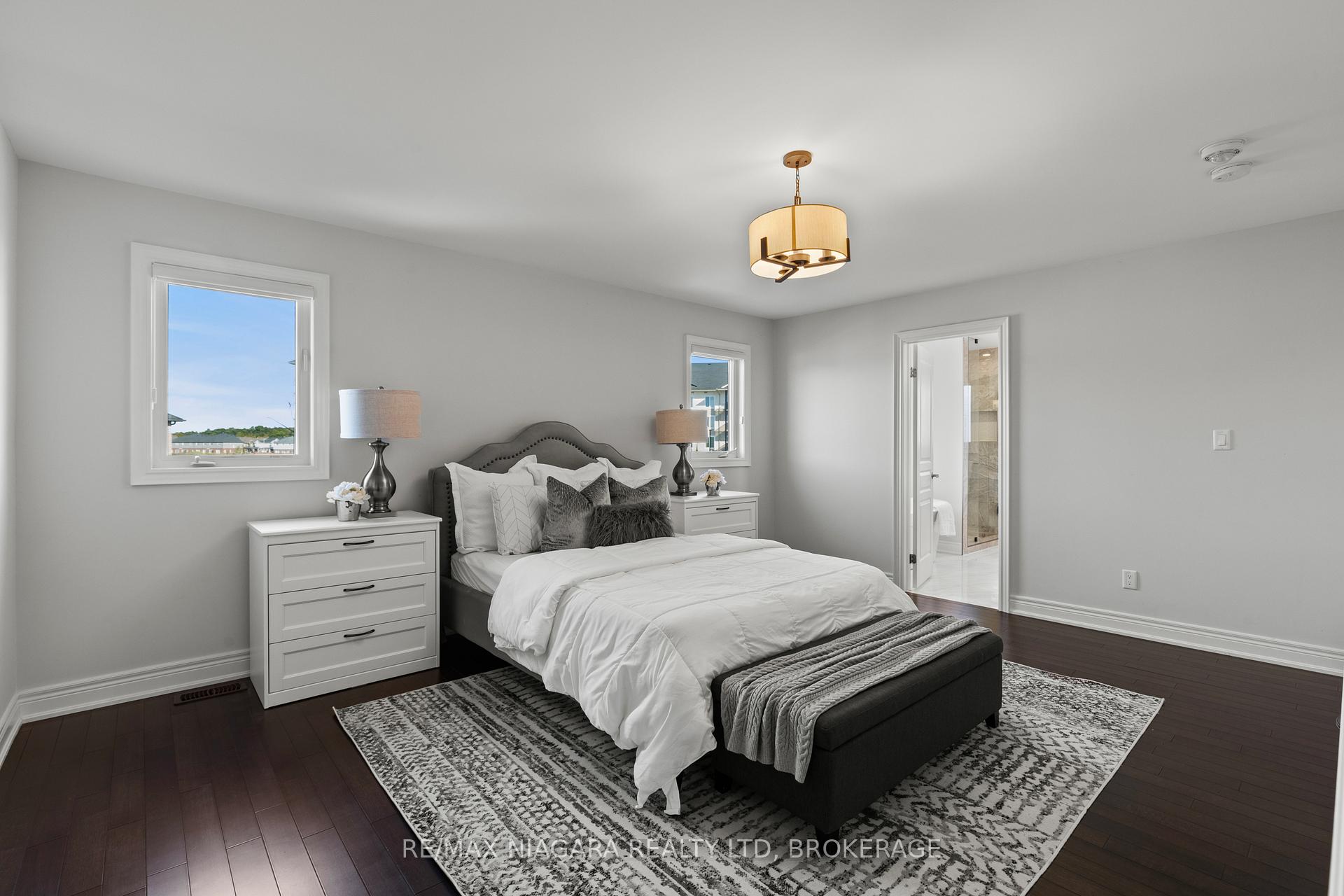 Photo 22 of 55 Spruce Crescent, Welland, Coyle Creek — HOMEH