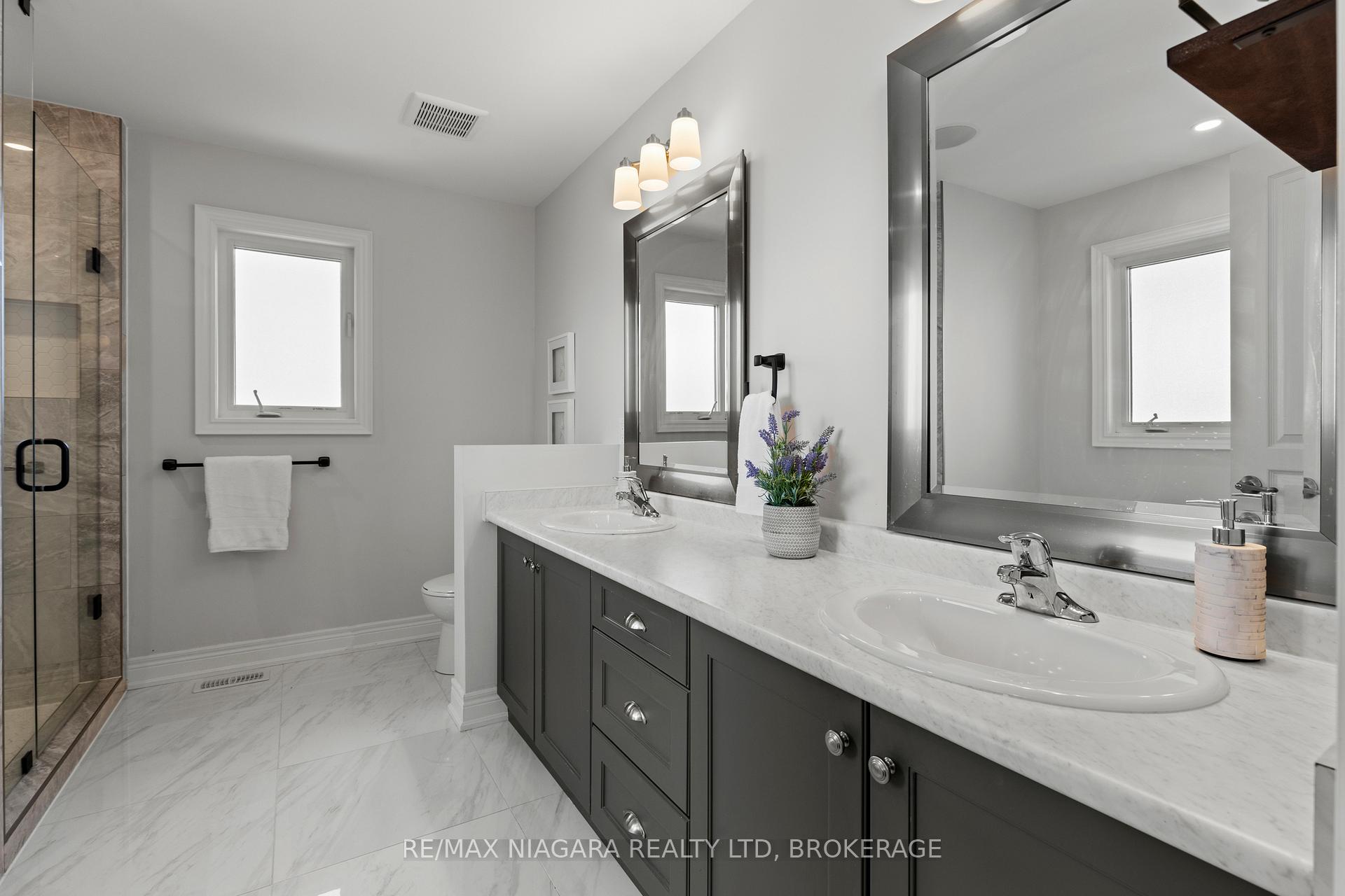 Photo 23 of 55 Spruce Crescent, Welland, Coyle Creek — HOMEH