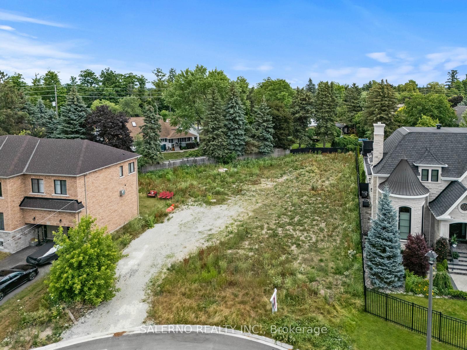 Photo 10 of 76 Whisper Lane, Vaughan, Kleinburg — HOMEH