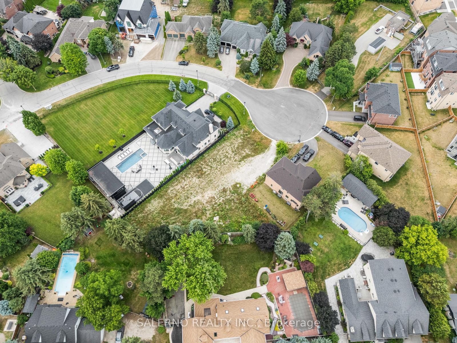 Photo 15 of 76 Whisper Lane, Vaughan, Kleinburg — HOMEH