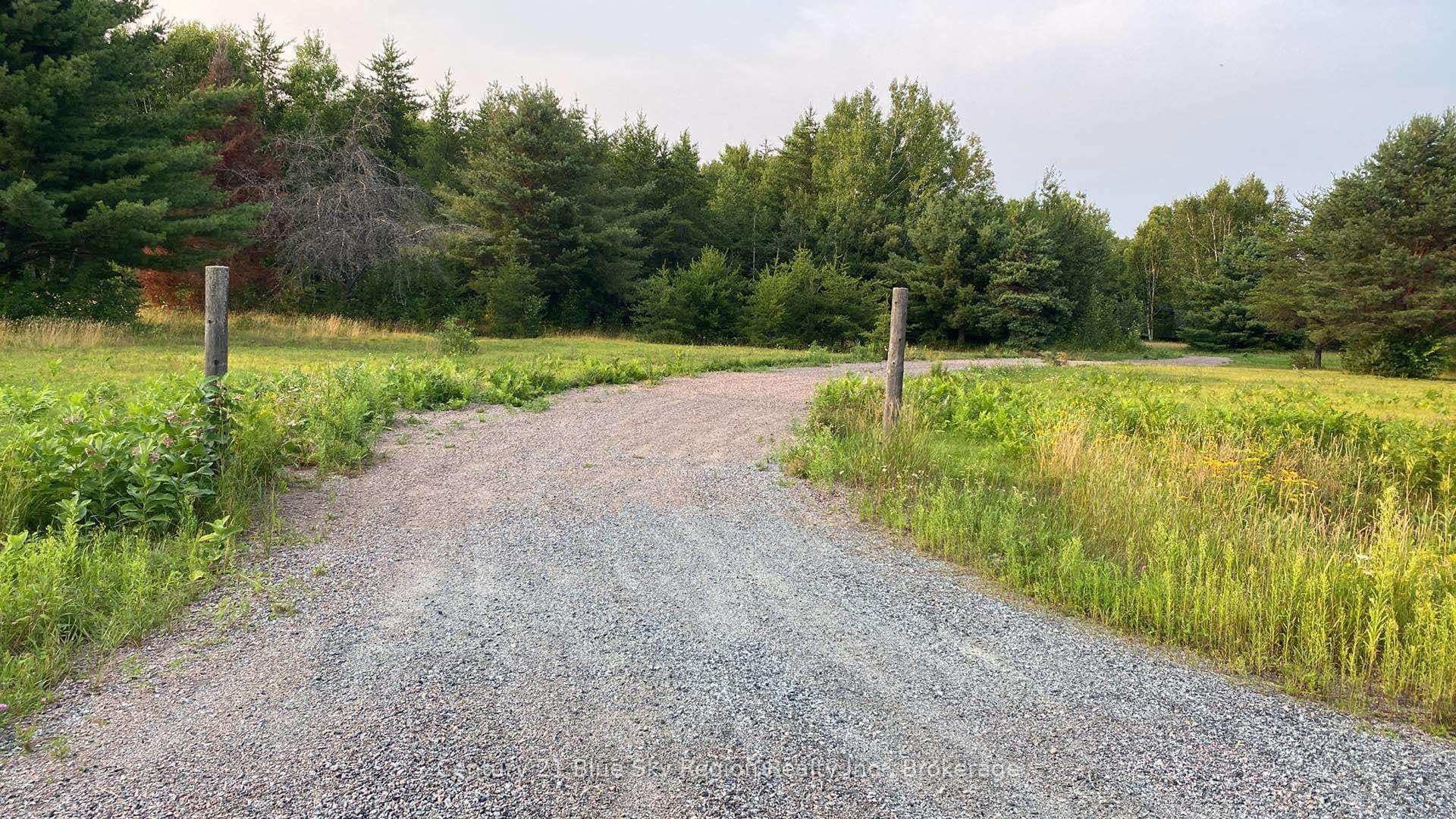 Photo 10 of 1717 Highway 575, West Nipissing, Field — HOMEH