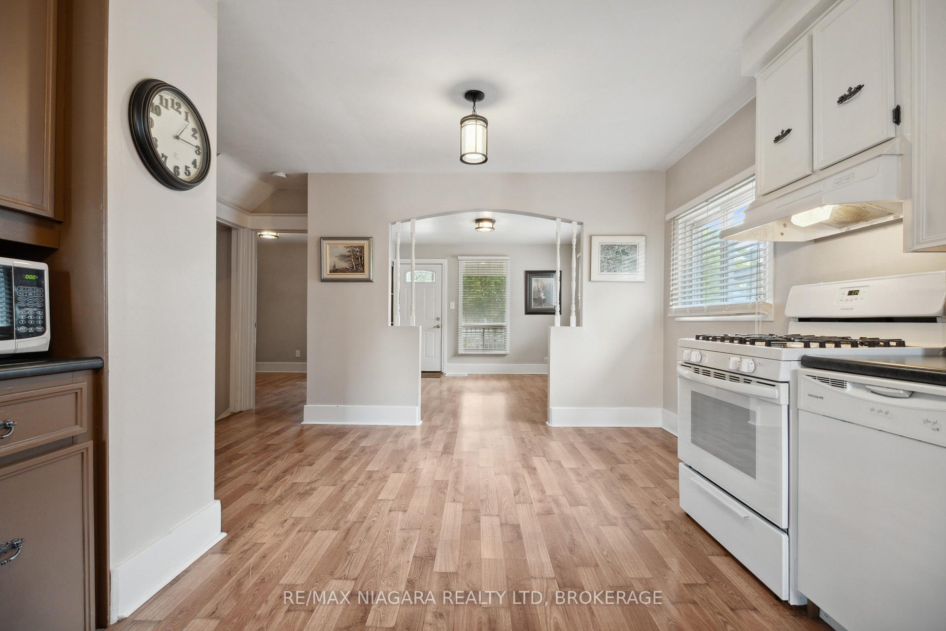 Photo 9 of 72 Cozy Street, Welland, Lincoln/Crowland — HOMEH
