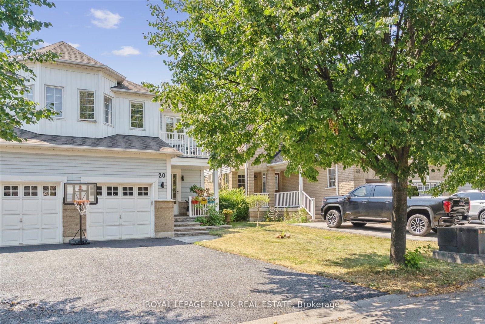 Photo 2 of 20 Regatta Crescent, Whitby, Port Whitby — HOMEH
