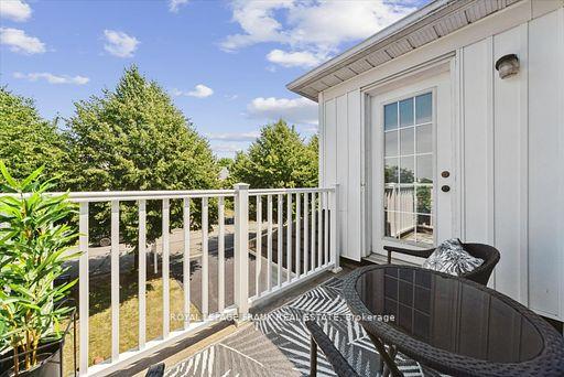 Photo 11 of 20 Regatta Crescent, Whitby, Port Whitby — HOMEH