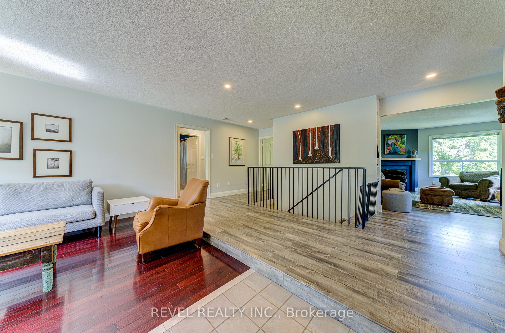 Photo 6 of 141 Wasaga Sands Drive E, Wasaga Beach — HOMEH