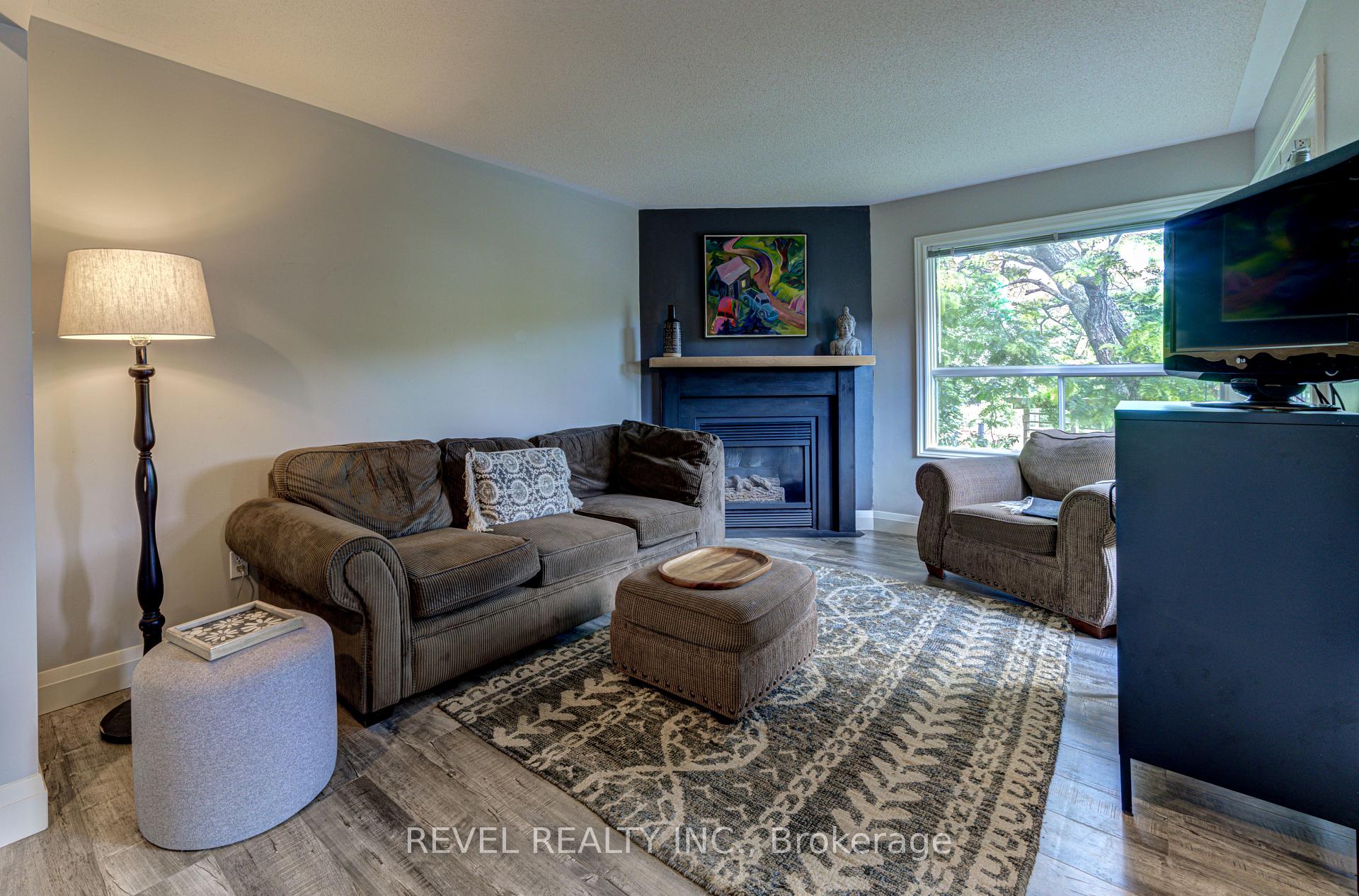 Photo 10 of 141 Wasaga Sands Drive E, Wasaga Beach — HOMEH