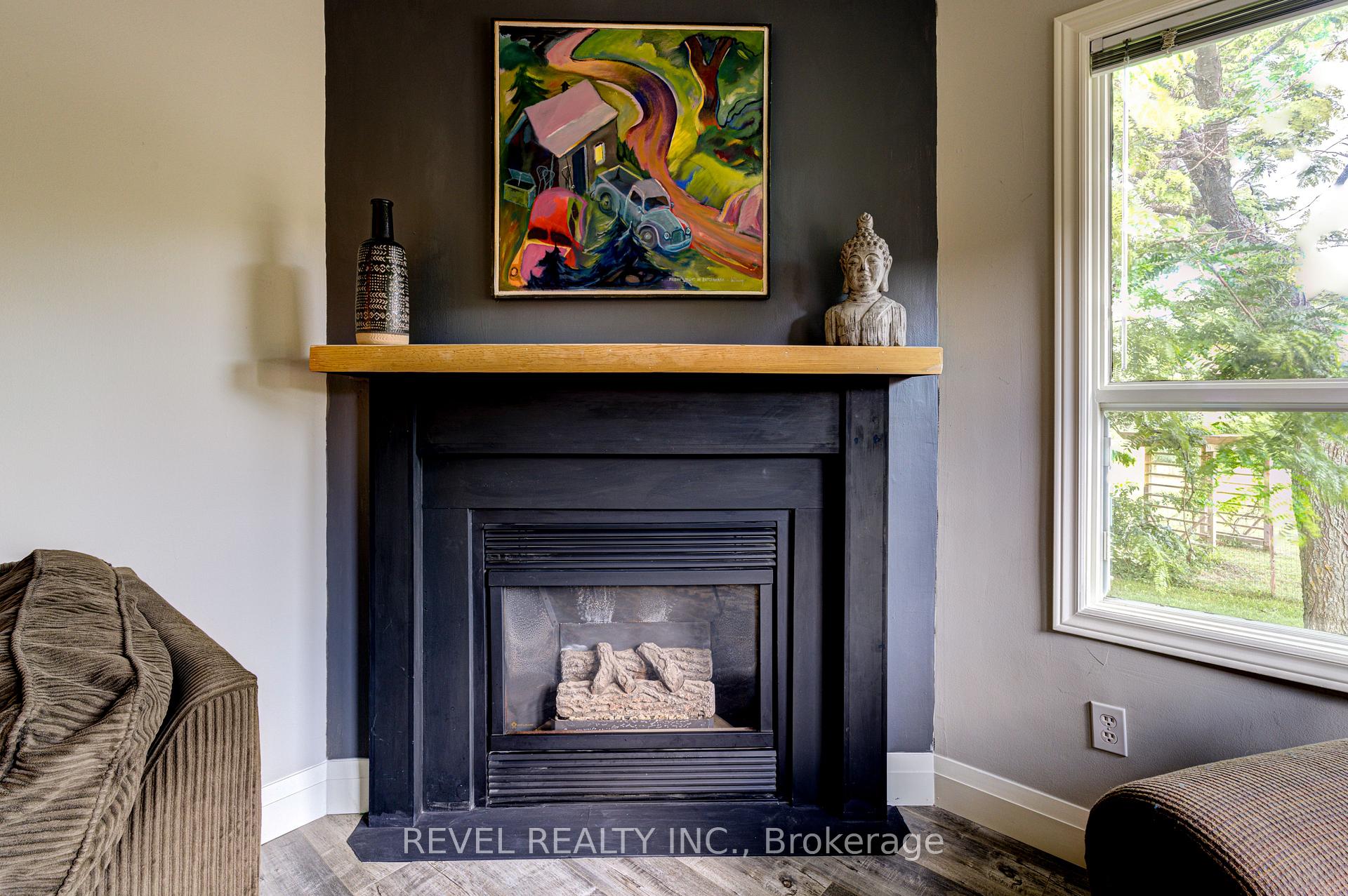 Photo 11 of 141 Wasaga Sands Drive E, Wasaga Beach — HOMEH