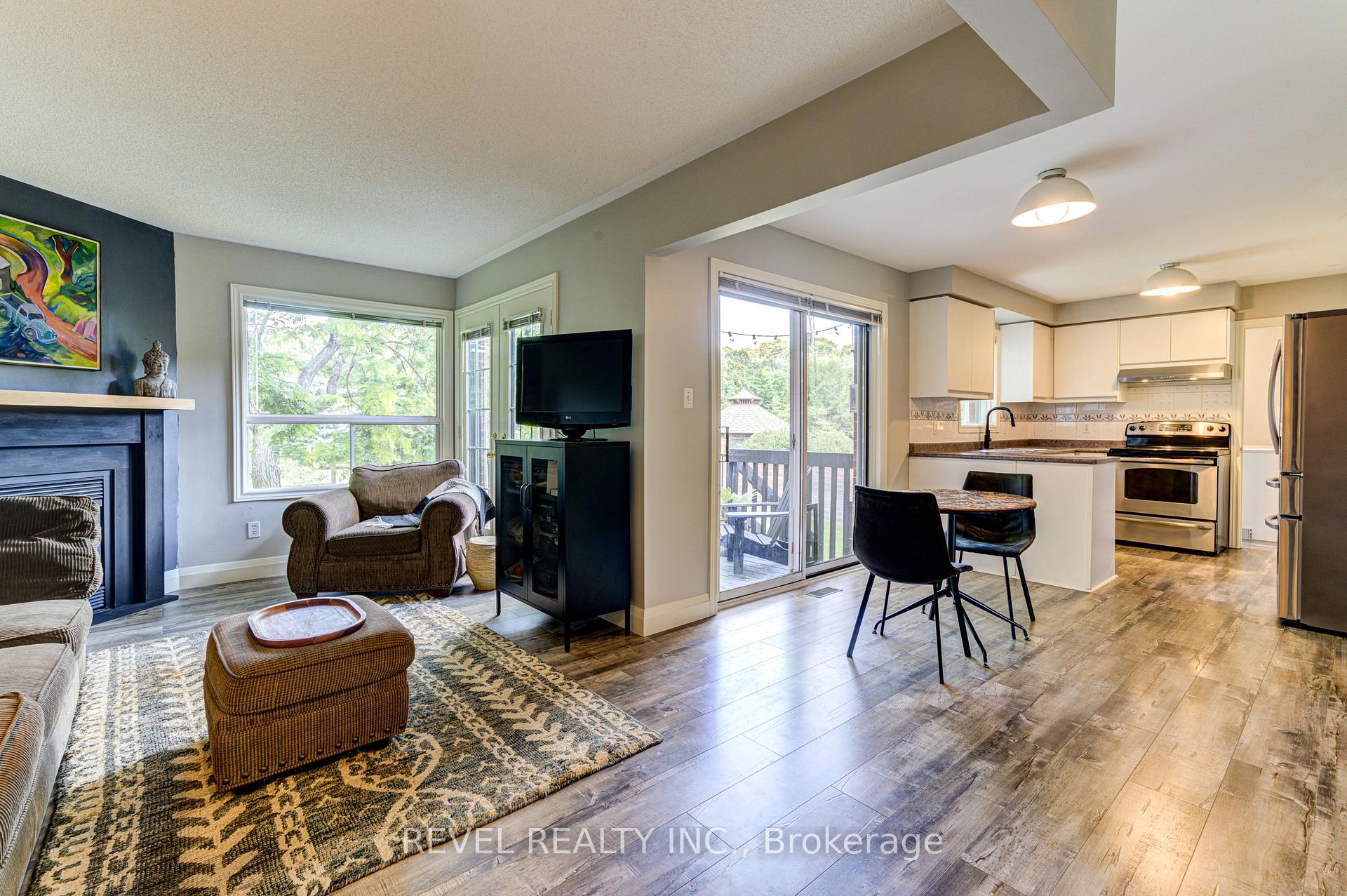 Photo 12 of 141 Wasaga Sands Drive E, Wasaga Beach — HOMEH