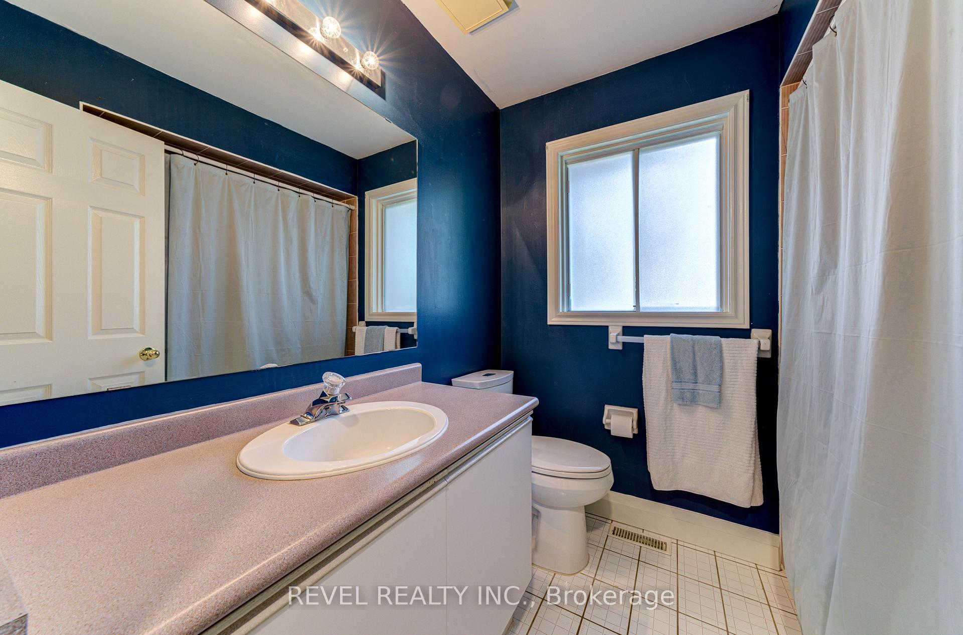 Photo 24 of 141 Wasaga Sands Drive E, Wasaga Beach — HOMEH