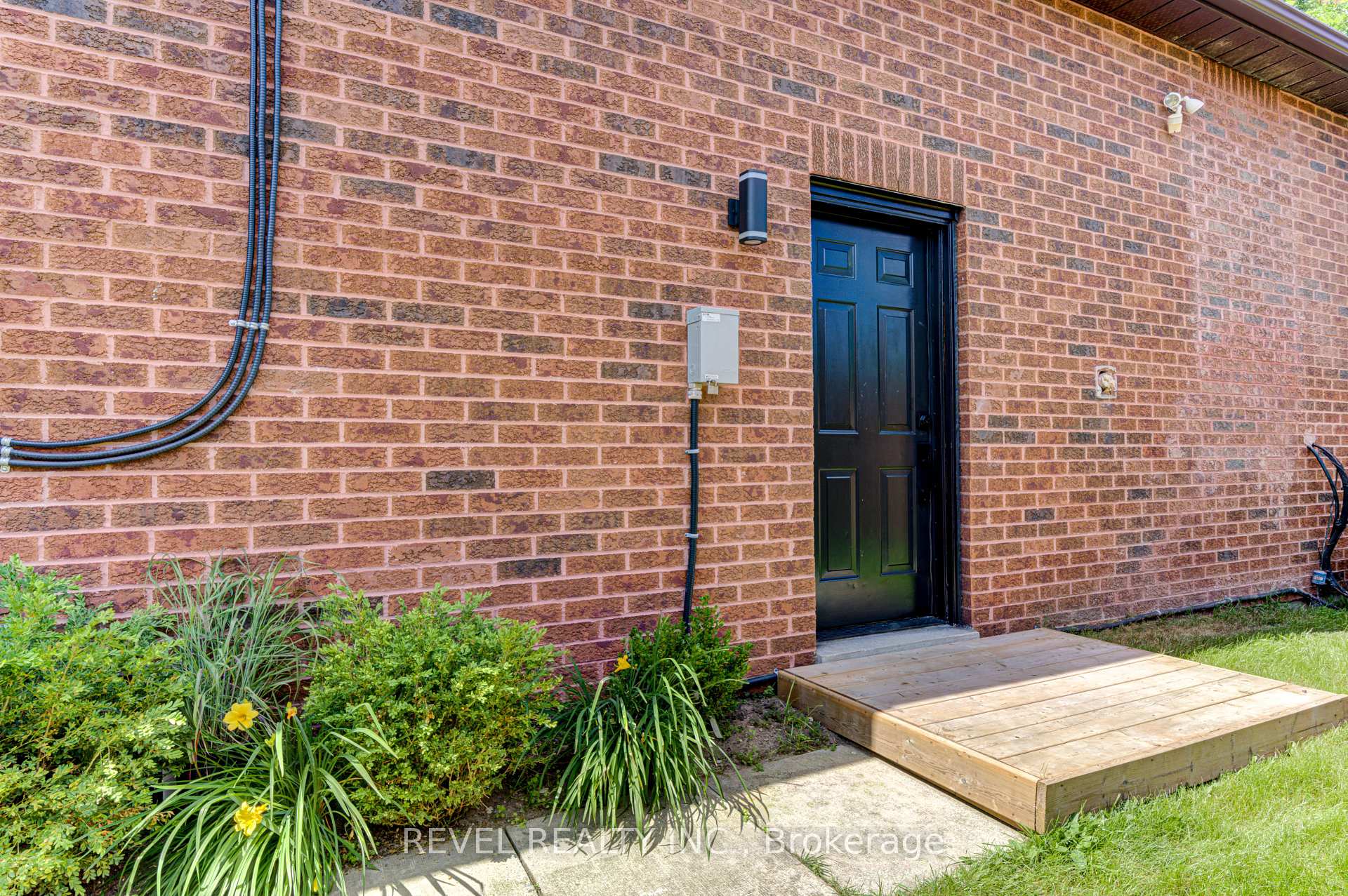 Photo 37 of 141 Wasaga Sands Drive E, Wasaga Beach — HOMEH