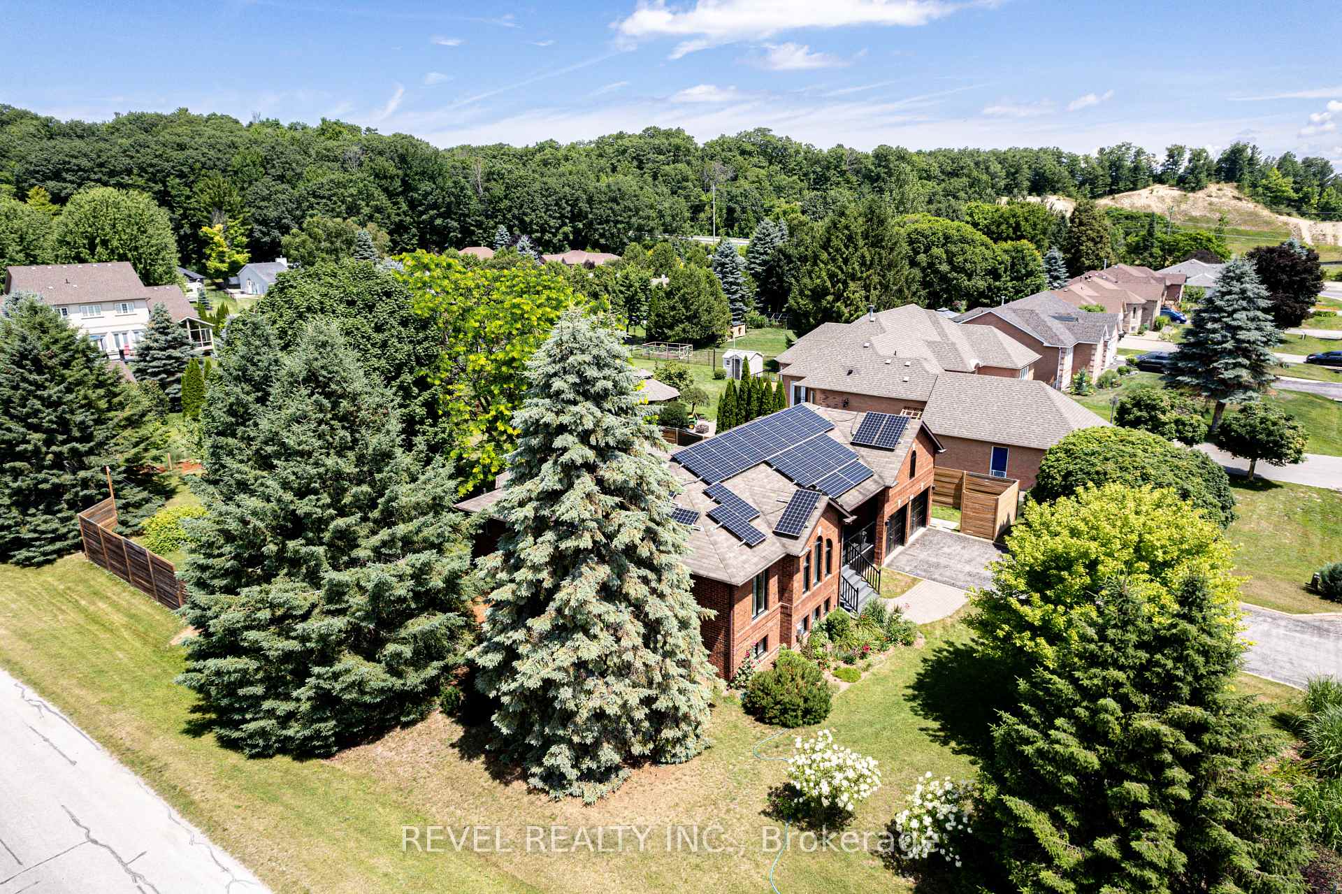 Photo 50 of 141 Wasaga Sands Drive E, Wasaga Beach — HOMEH
