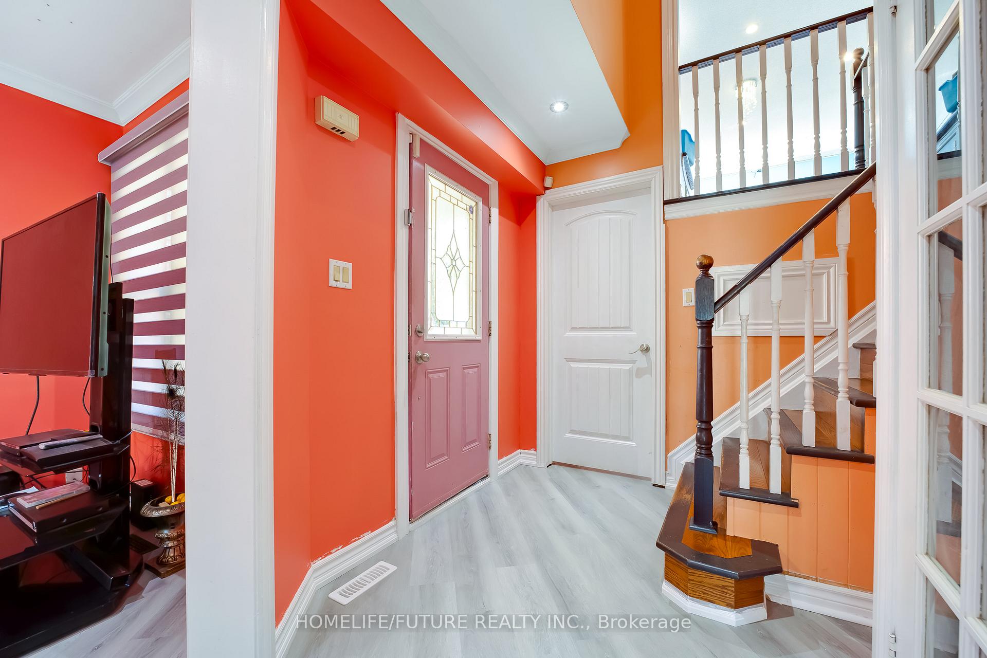 Photo 4 of 54 Ducatel Crescent, Ajax, Central — HOMEH