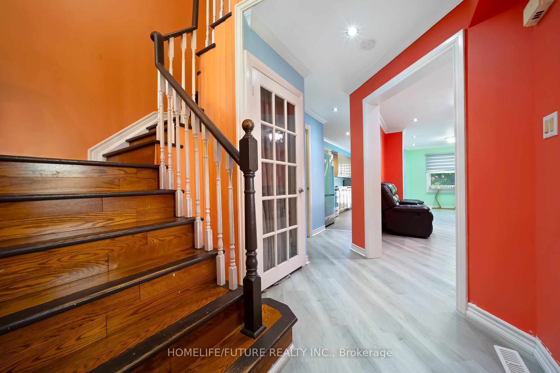 Photo 15 of 54 Ducatel Crescent, Ajax, Central — HOMEH