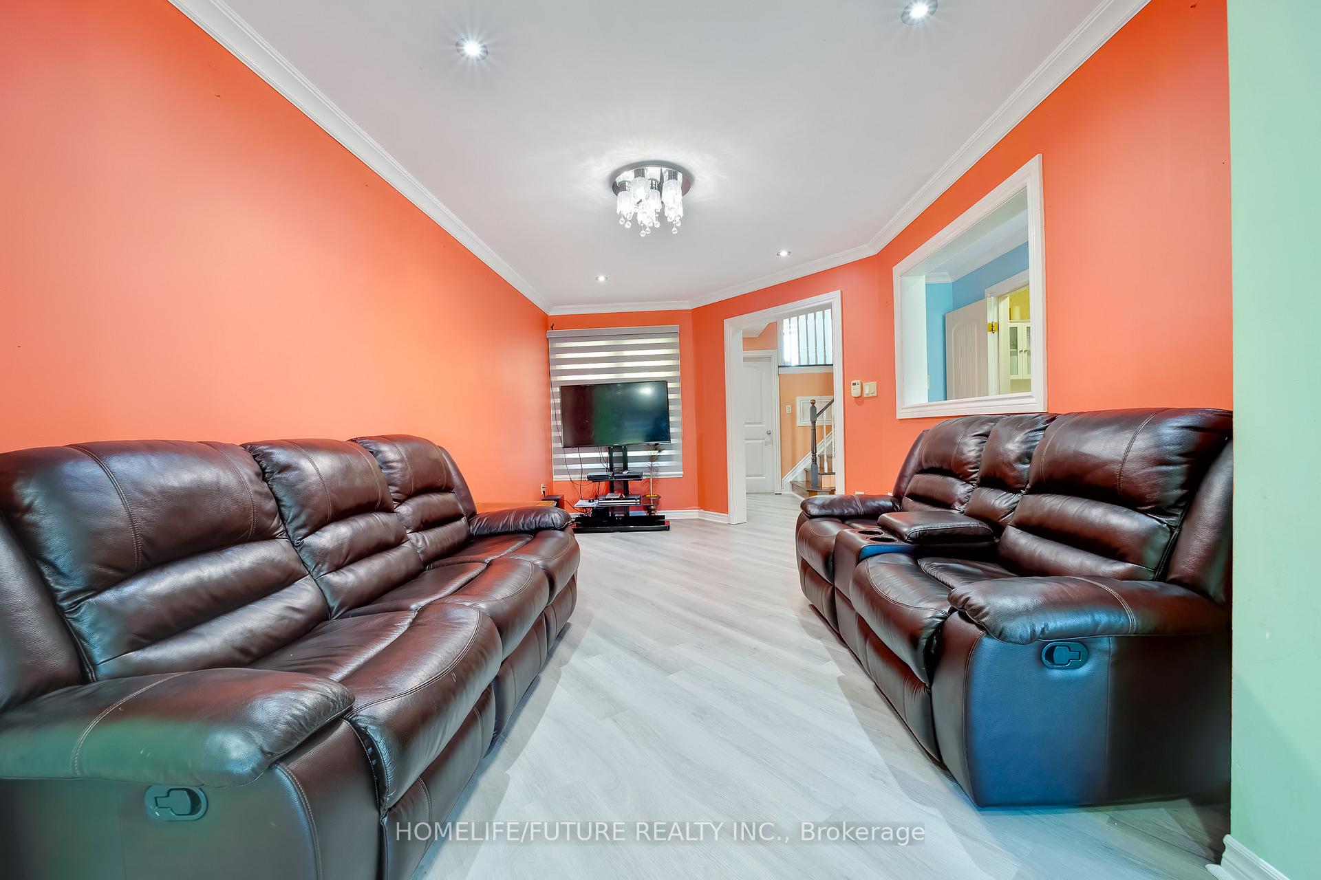 Photo 7 of 54 Ducatel Crescent, Ajax, Central — HOMEH