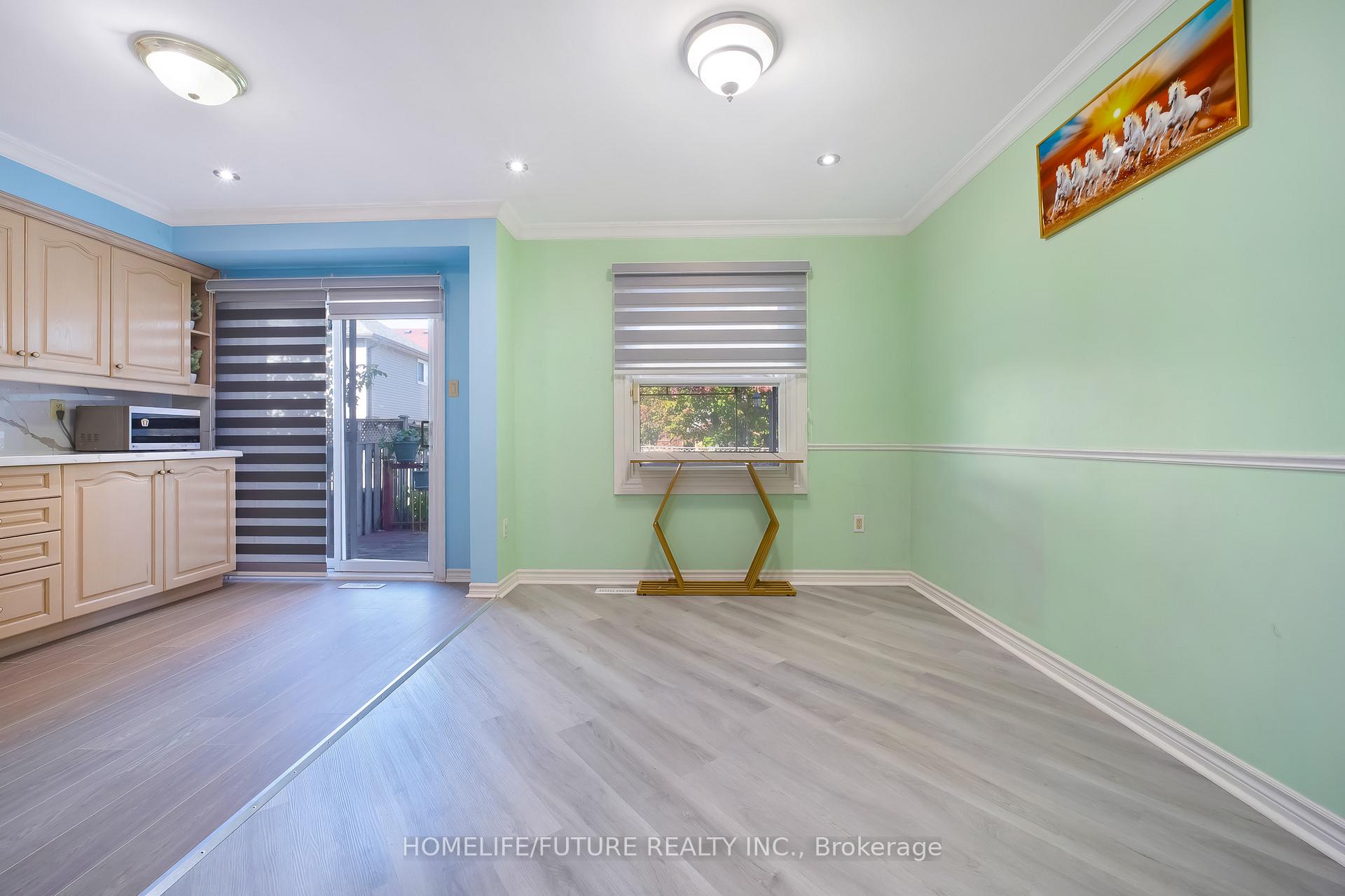 Photo 5 of 54 Ducatel Crescent, Ajax, Central — HOMEH