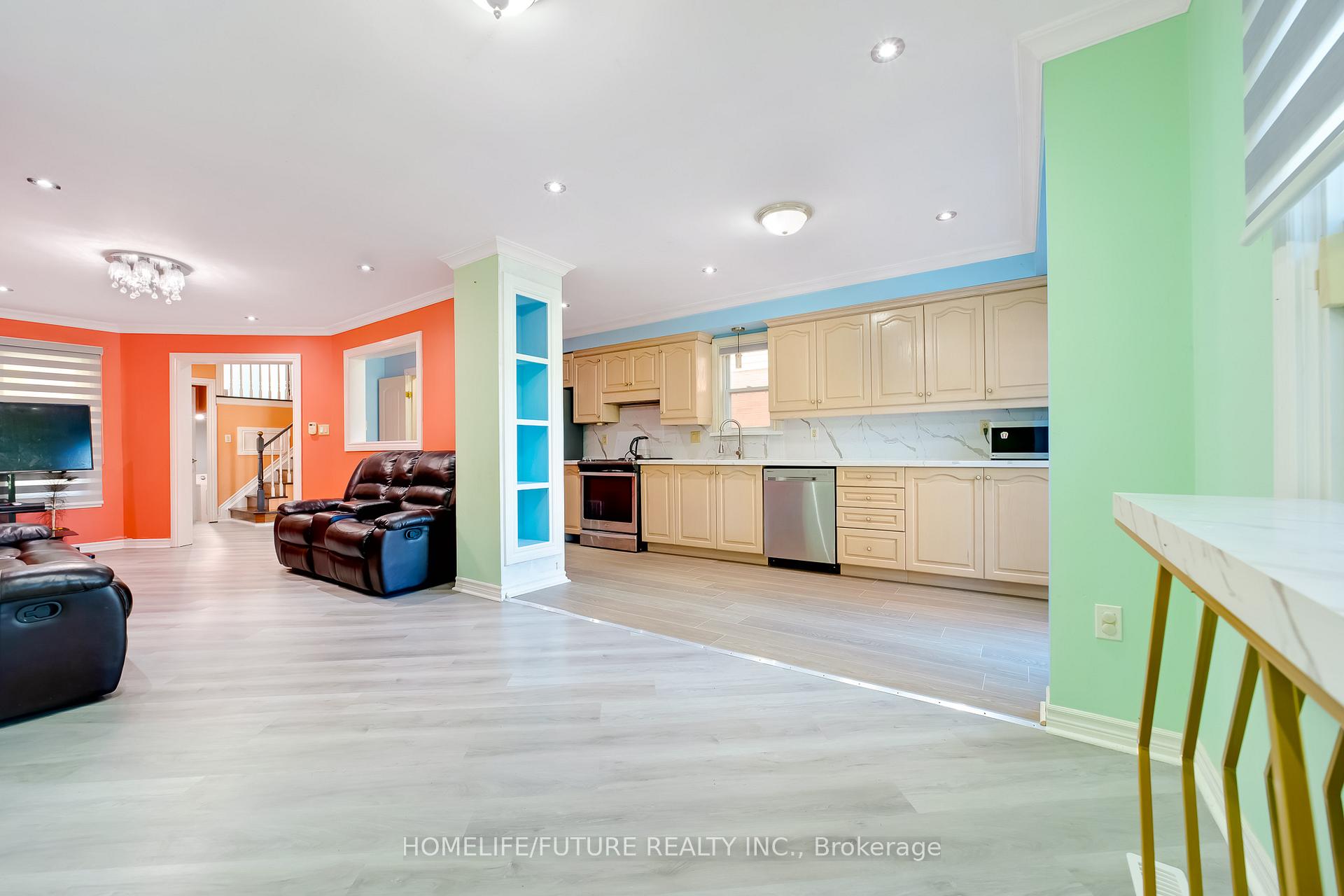 Photo 21 of 54 Ducatel Crescent, Ajax, Central — HOMEH