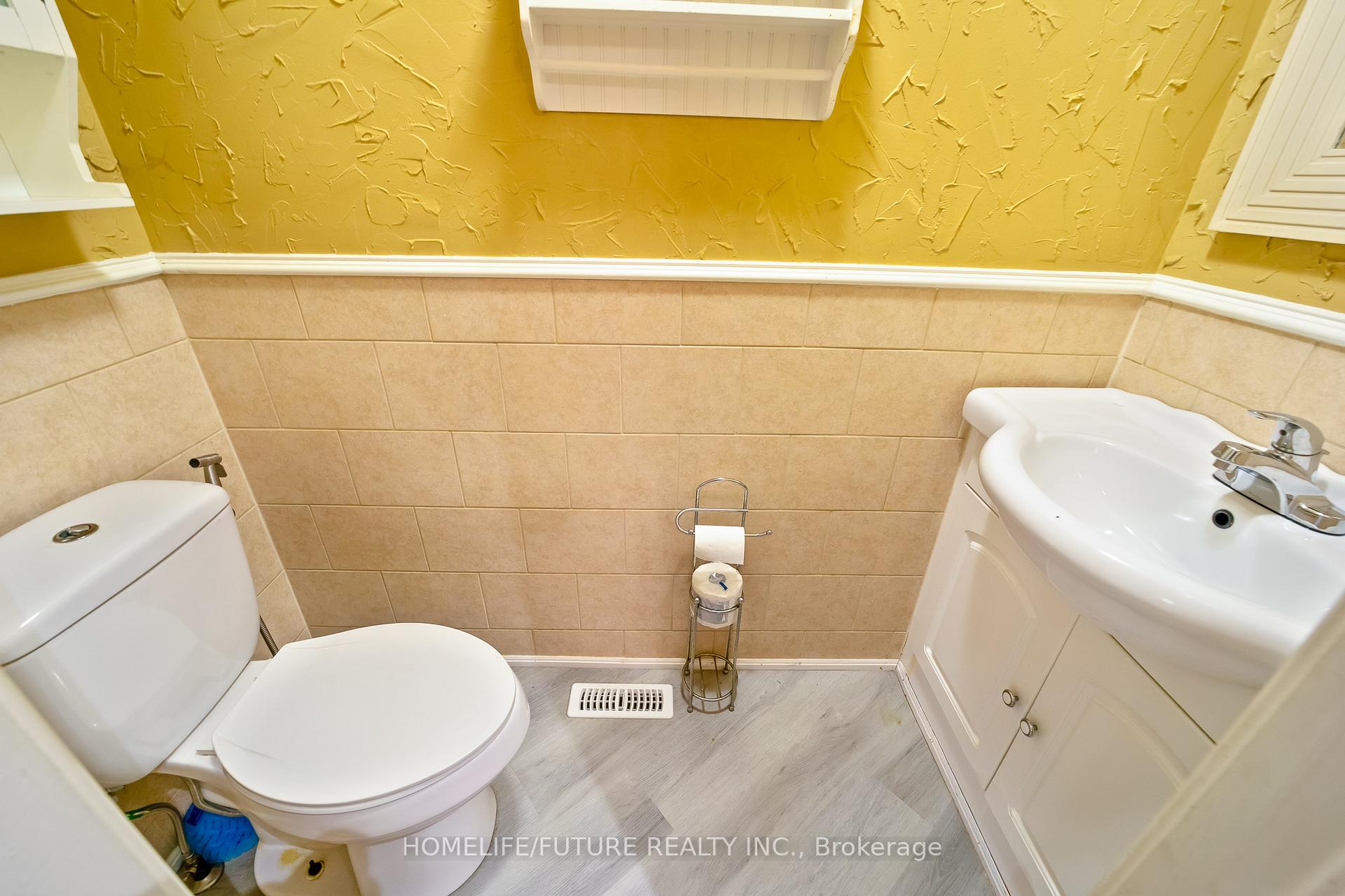 Photo 9 of 54 Ducatel Crescent, Ajax, Central — HOMEH