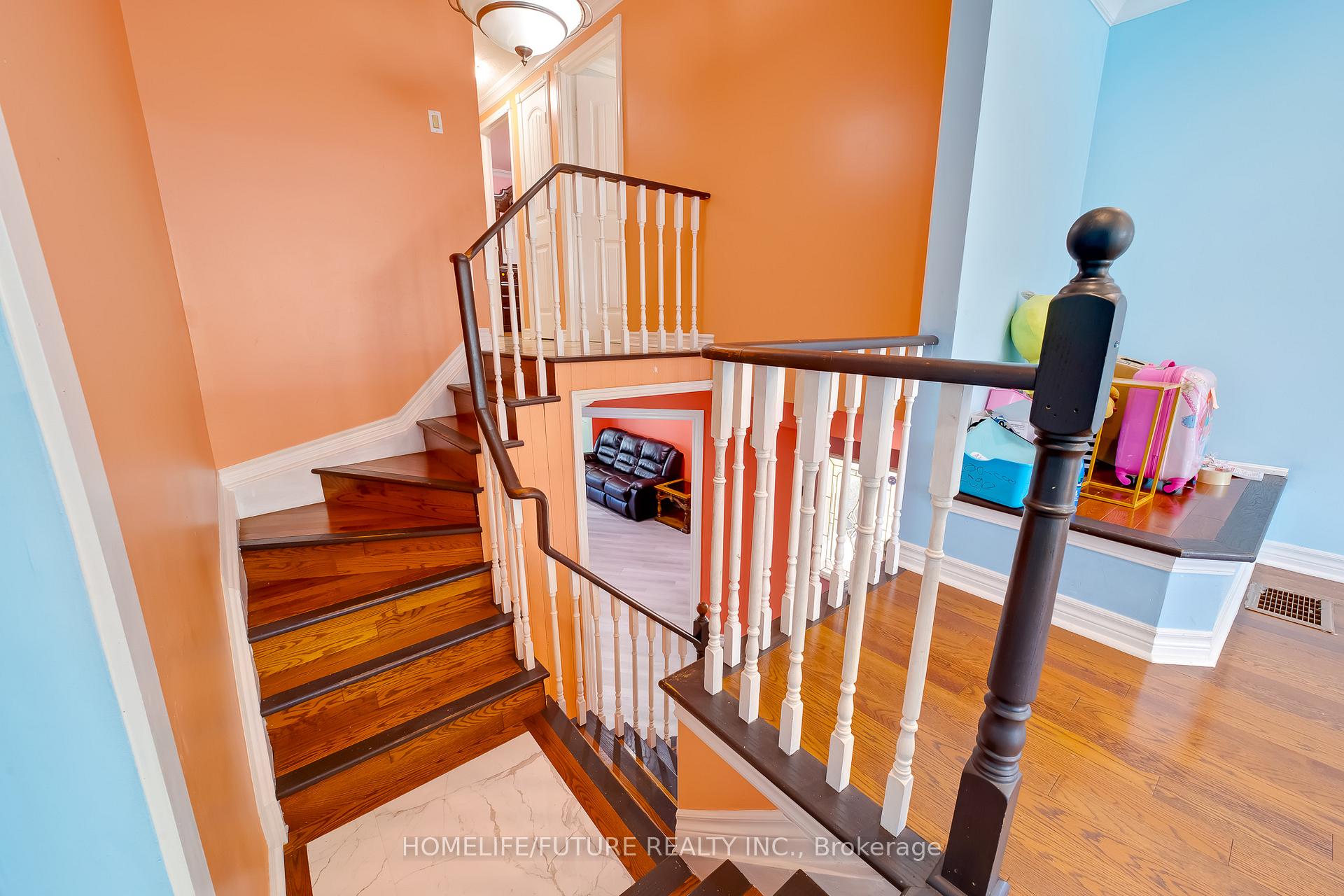 Photo 14 of 54 Ducatel Crescent, Ajax, Central — HOMEH