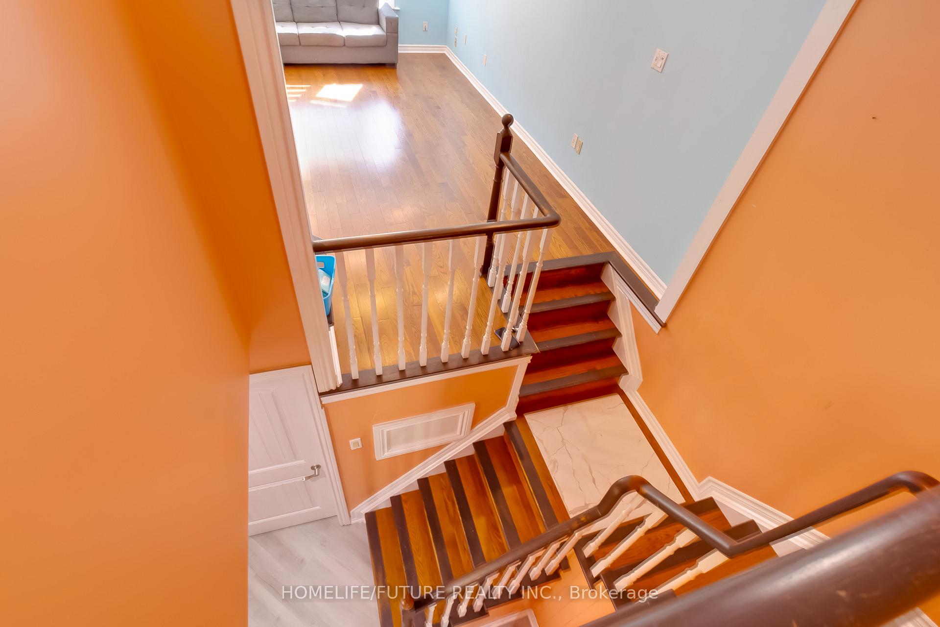 Photo 23 of 54 Ducatel Crescent, Ajax, Central — HOMEH