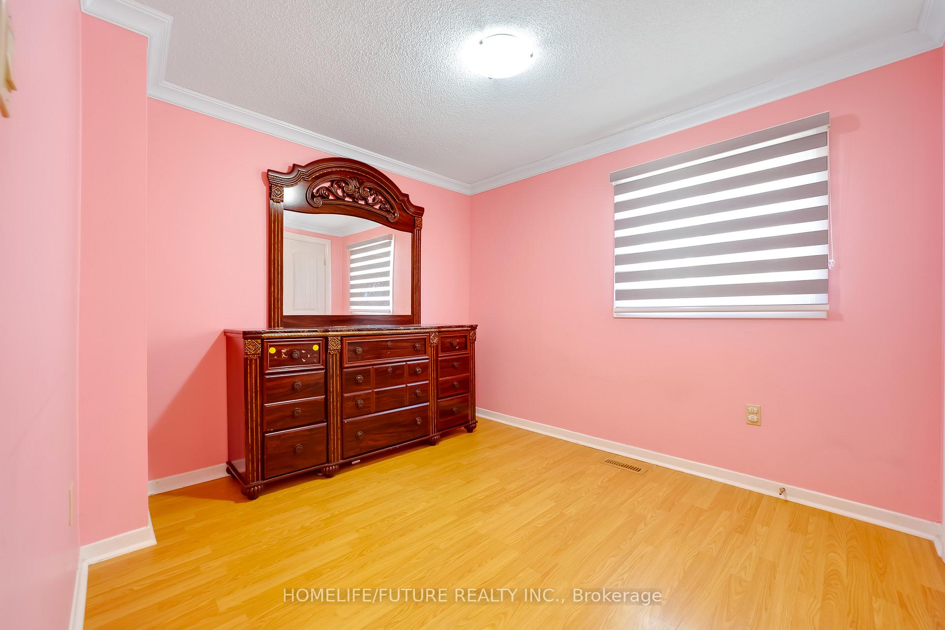 Photo 18 of 54 Ducatel Crescent, Ajax, Central — HOMEH
