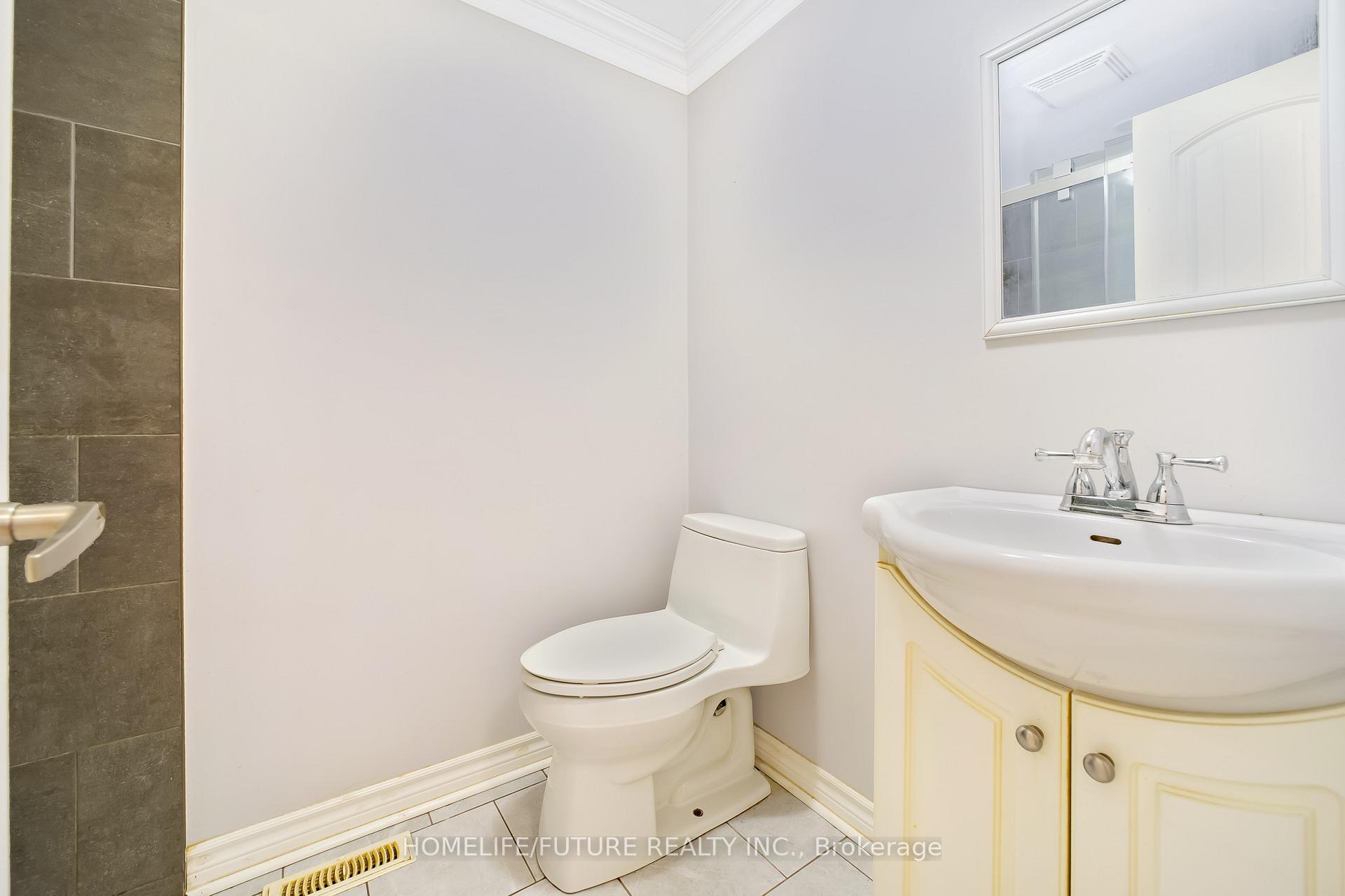 Photo 22 of 54 Ducatel Crescent, Ajax, Central — HOMEH