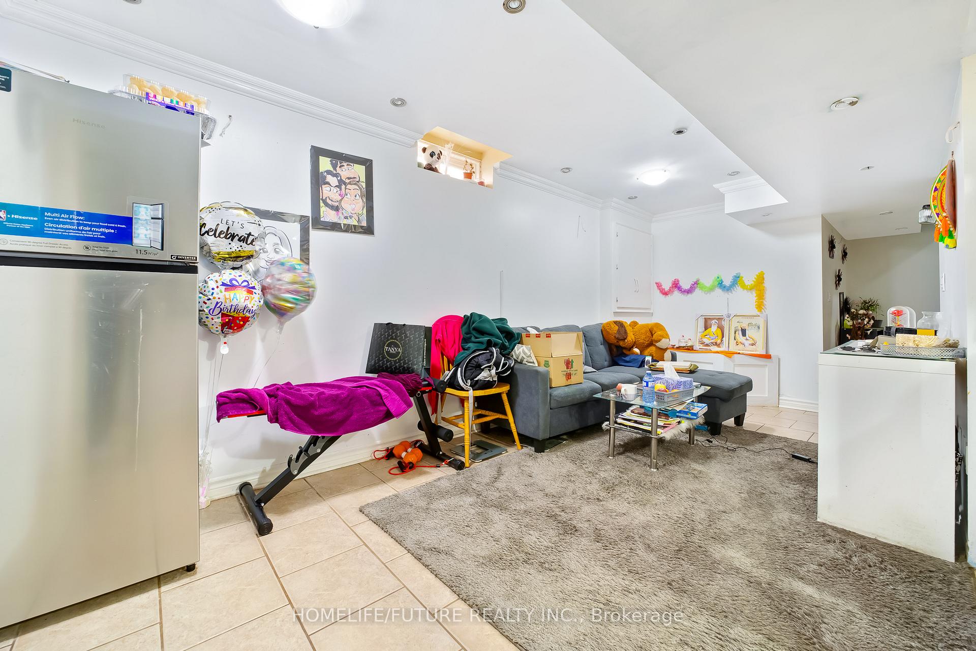 Photo 41 of 54 Ducatel Crescent, Ajax, Central — HOMEH