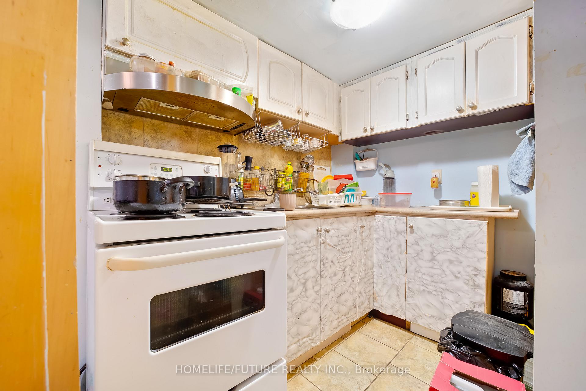Photo 30 of 54 Ducatel Crescent, Ajax, Central — HOMEH