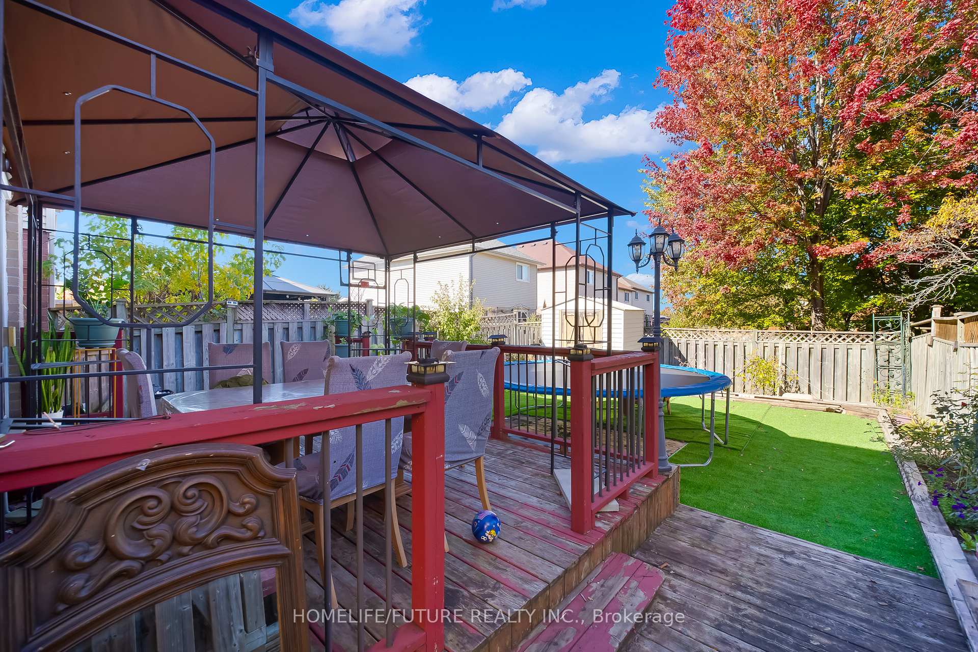 Photo 38 of 54 Ducatel Crescent, Ajax, Central — HOMEH