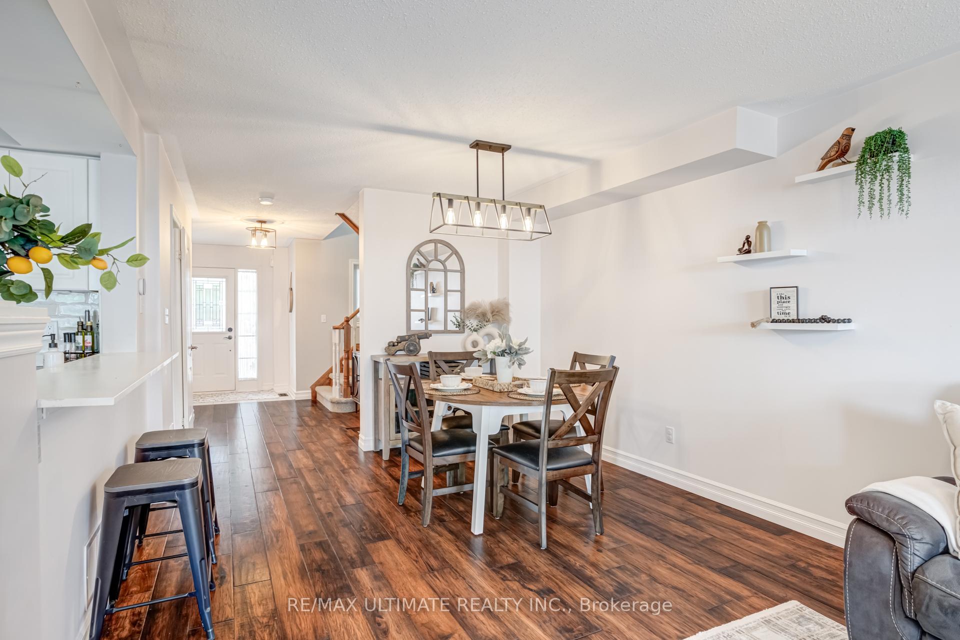Photo 12 of 30 Primeau Avenue, Whitby, Brooklin — HOMEH