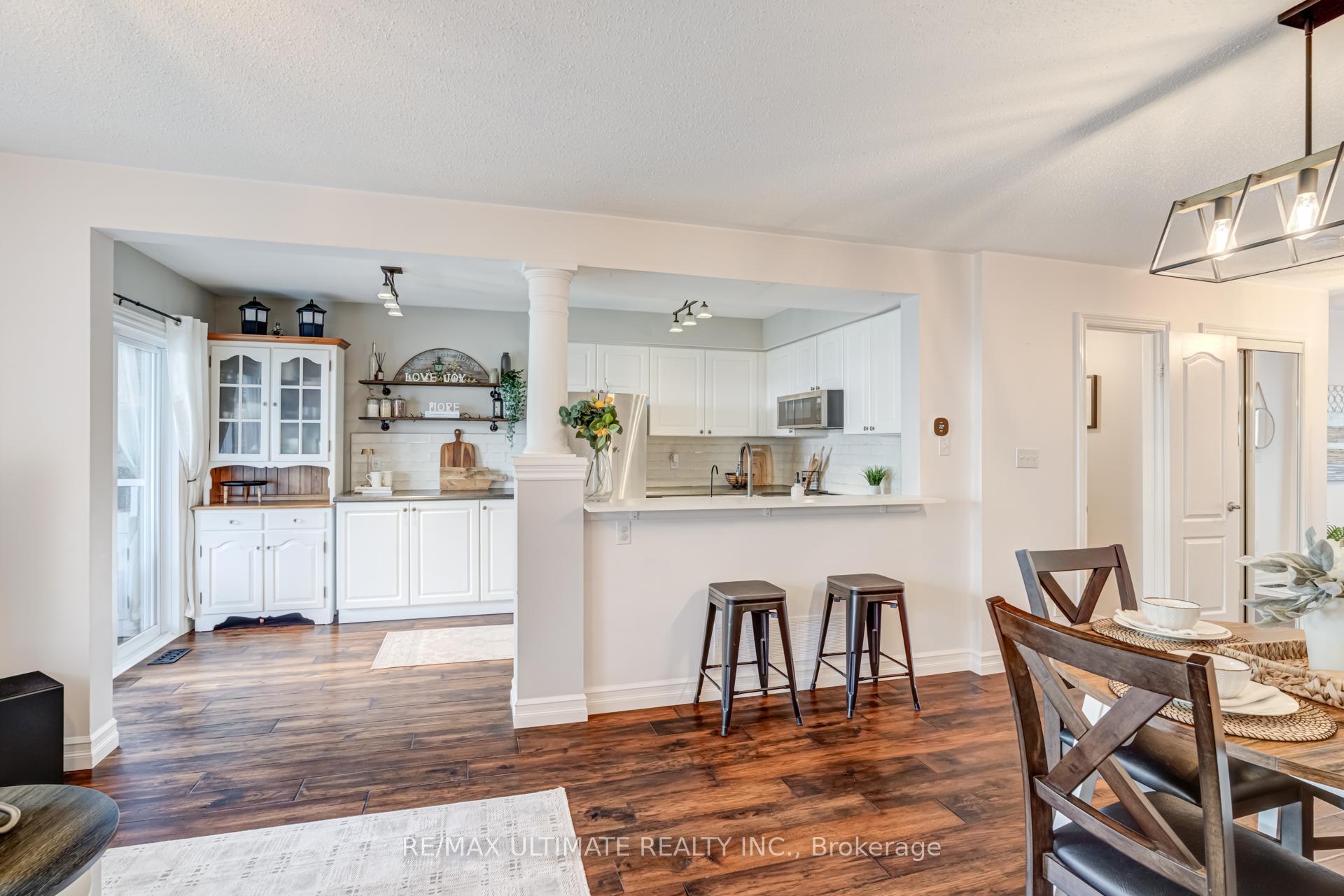 Photo 13 of 30 Primeau Avenue, Whitby, Brooklin — HOMEH
