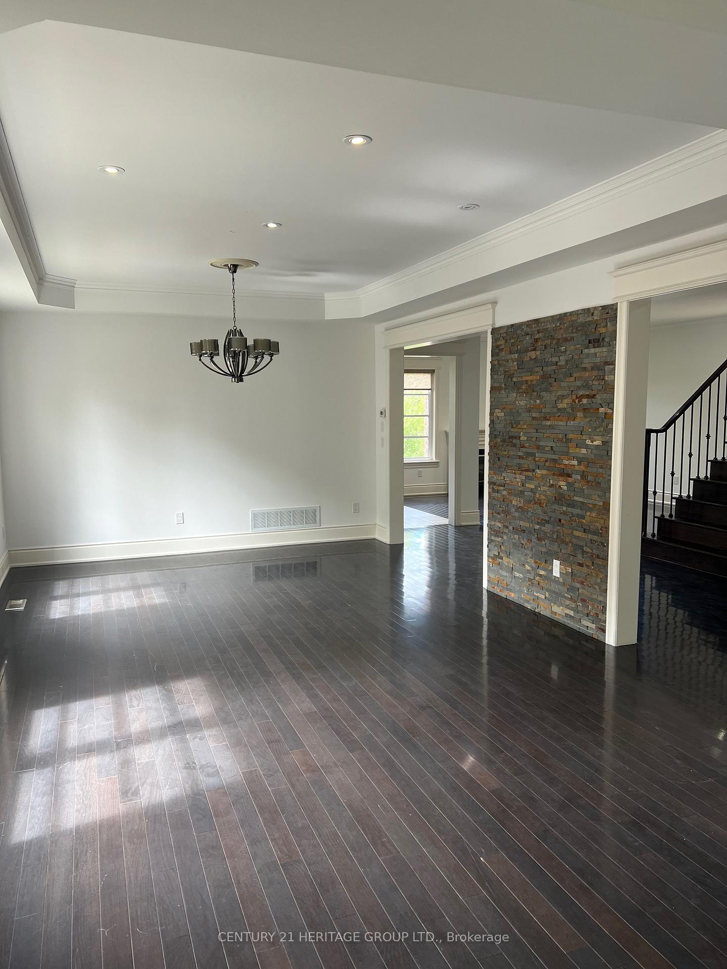 Photo 9 of 558 Ilan Ramon Boulevard, Vaughan, Patterson — HOMEH
