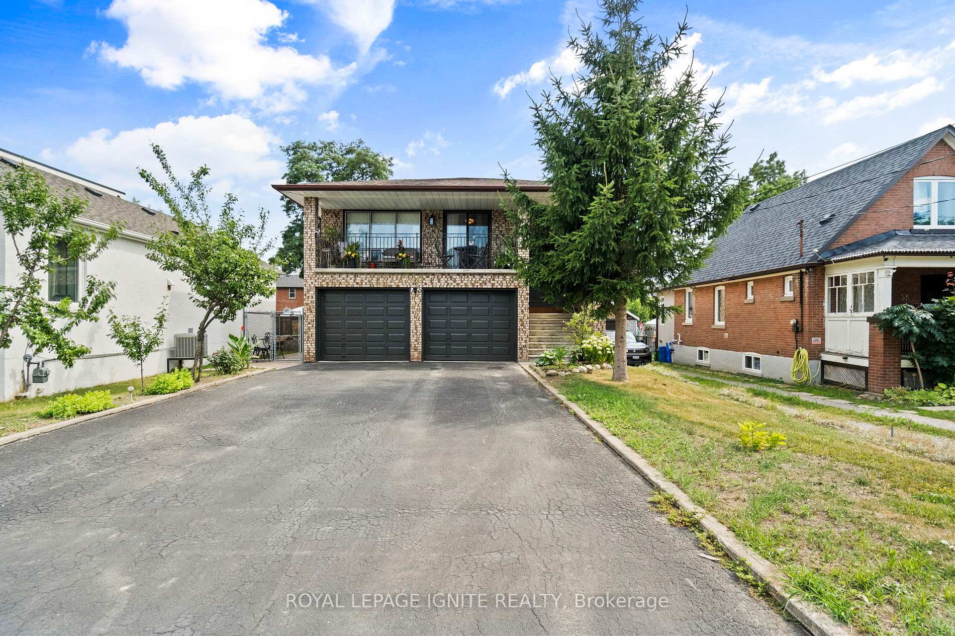 Photo 1 of 29 Ellerby Square N, Vaughan, West Woodbridge — HOMEH