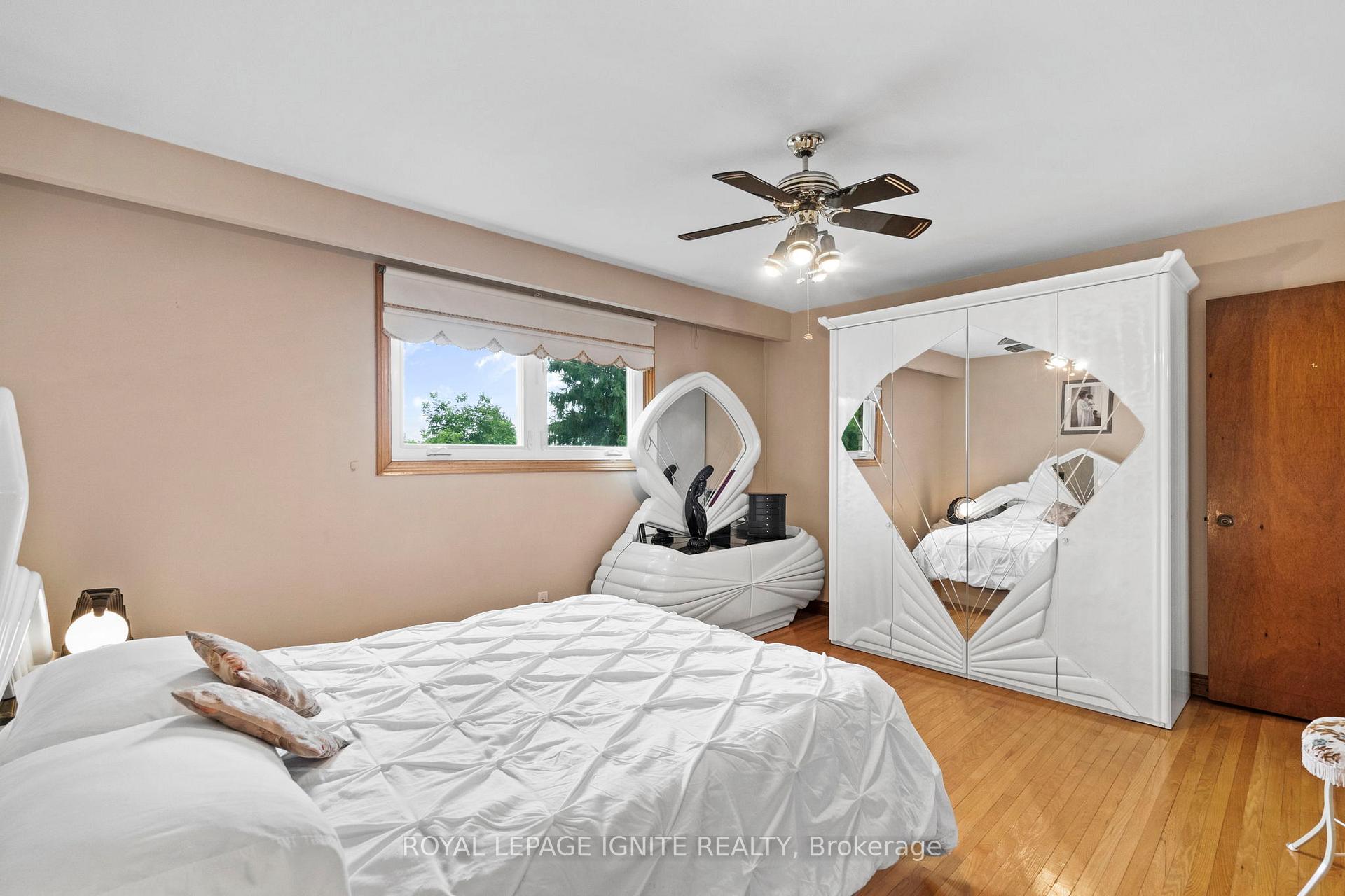 Photo 22 of 29 Ellerby Square N, Vaughan, West Woodbridge — HOMEH